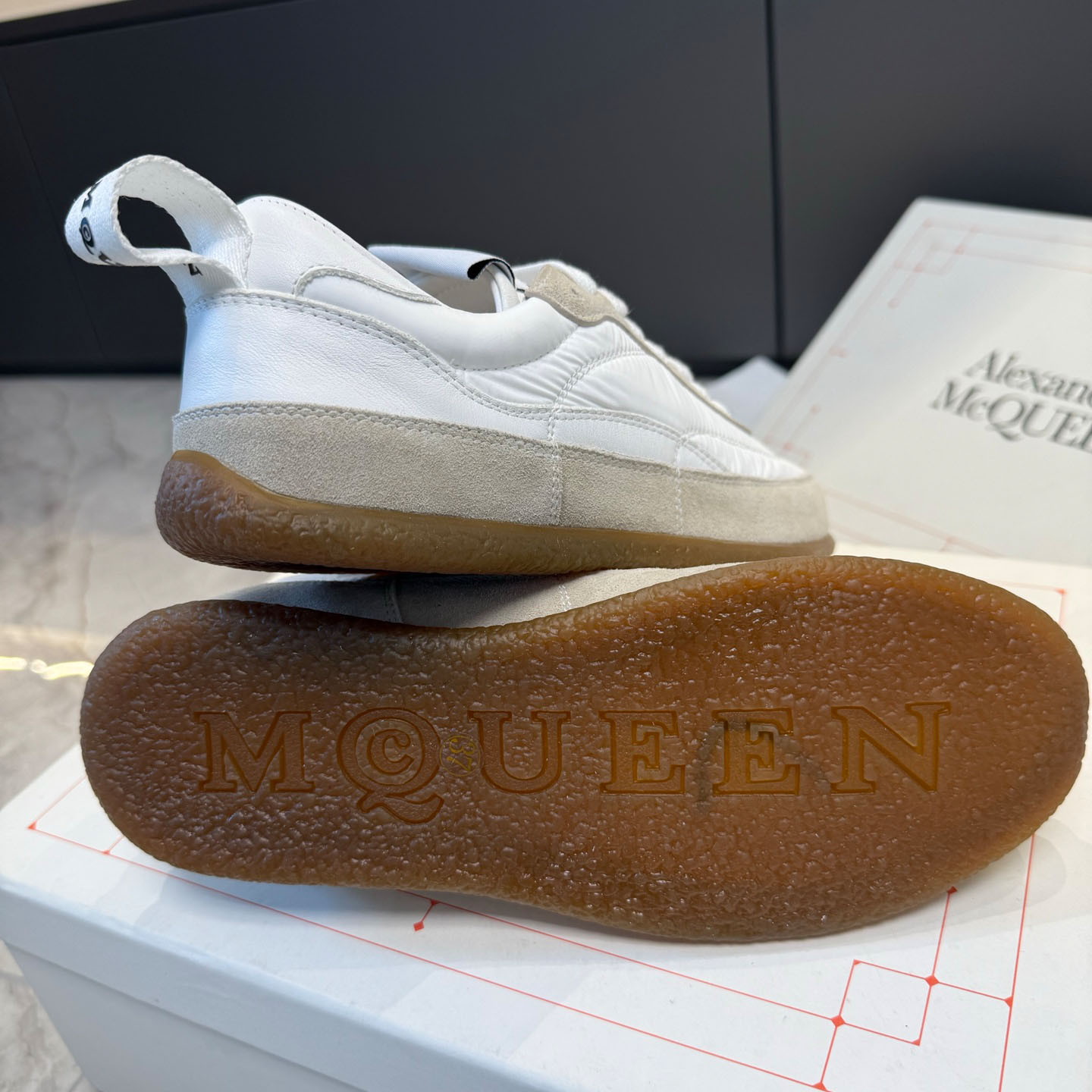 Alexander McQueen EC1 Sneaker In White - FashionPlug