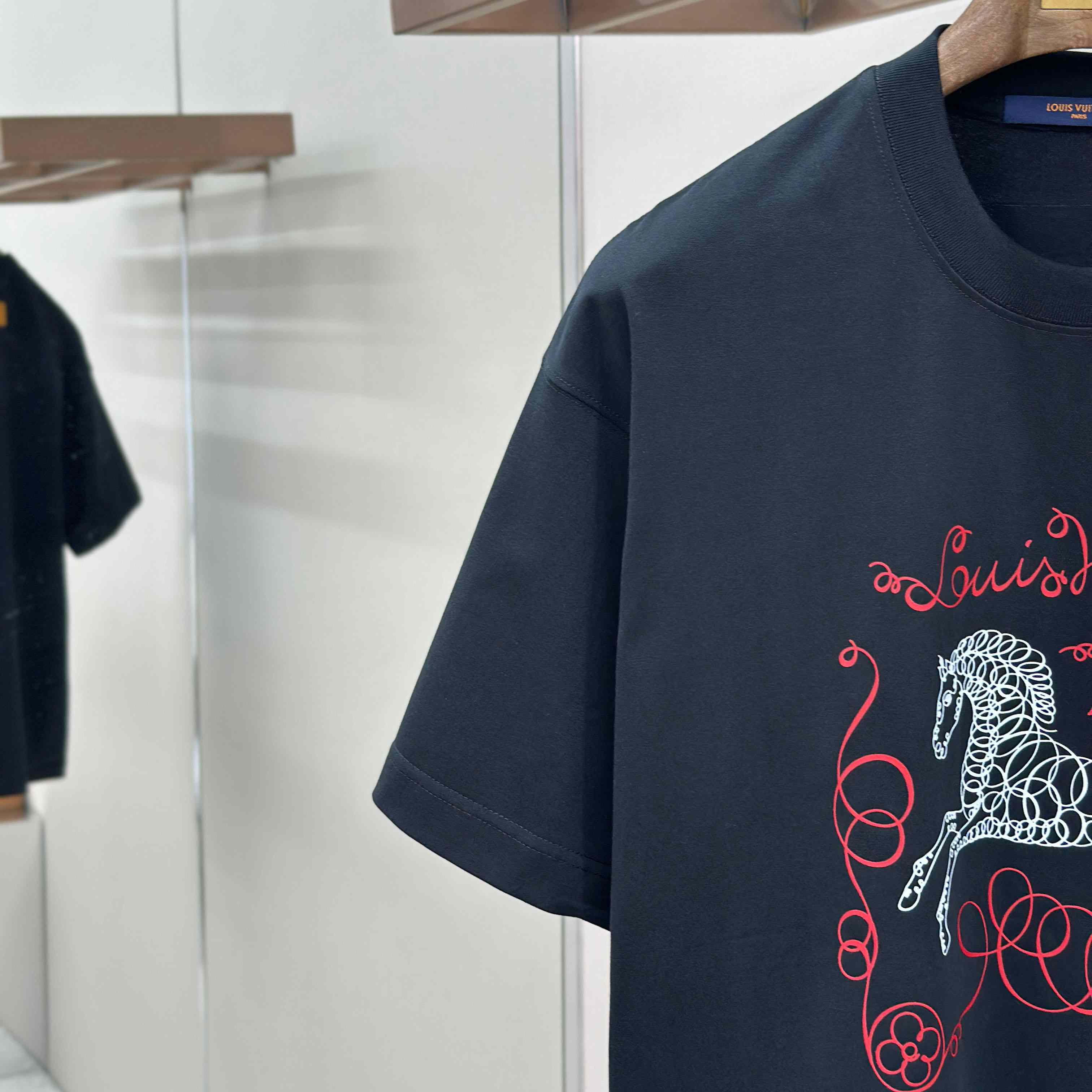 Louis Vuitton Horse Print T-Shirt - FashionPlug