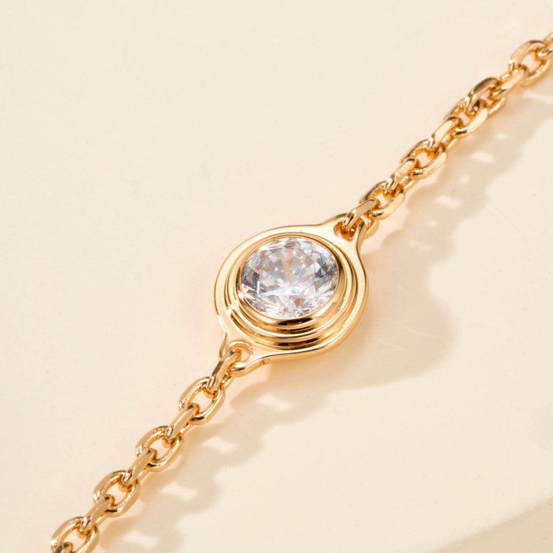 Cartier D'Amour Bracelet - FashionPlug