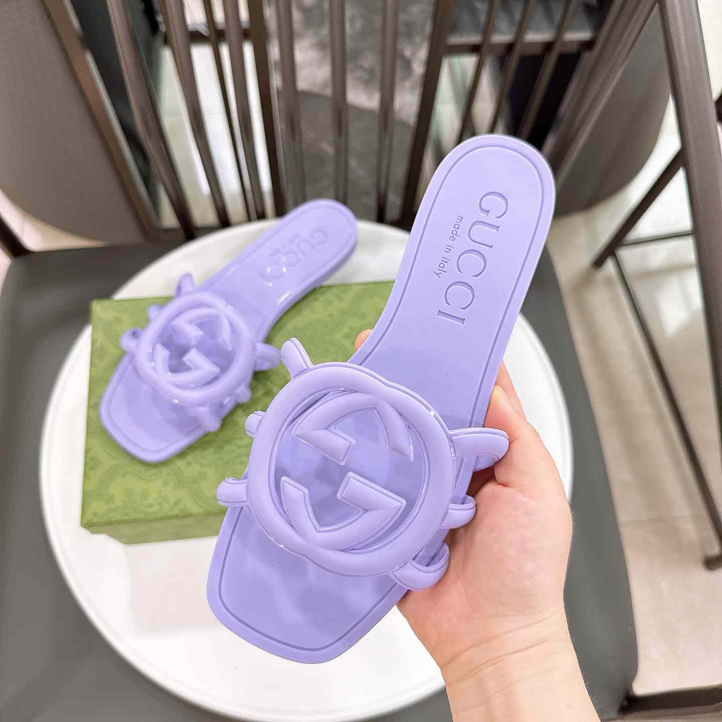 Gucci Wmns Interlocking G Slide Sandal - FashionPlug