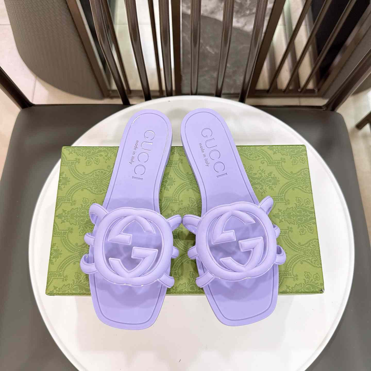 Gucci Wmns Interlocking G Slide Sandal - FashionPlug
