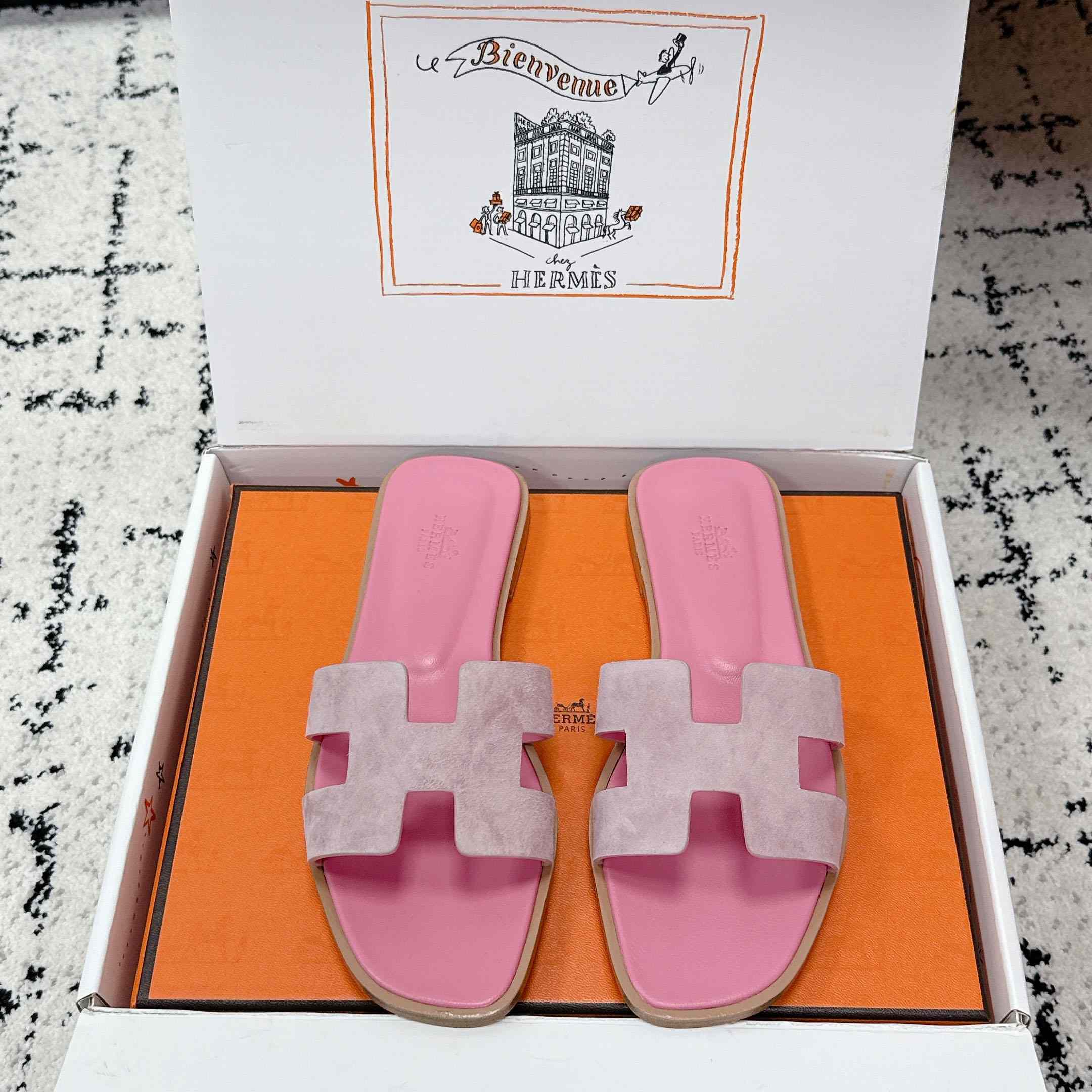 Hermes Oran Sandal - FashionPlug