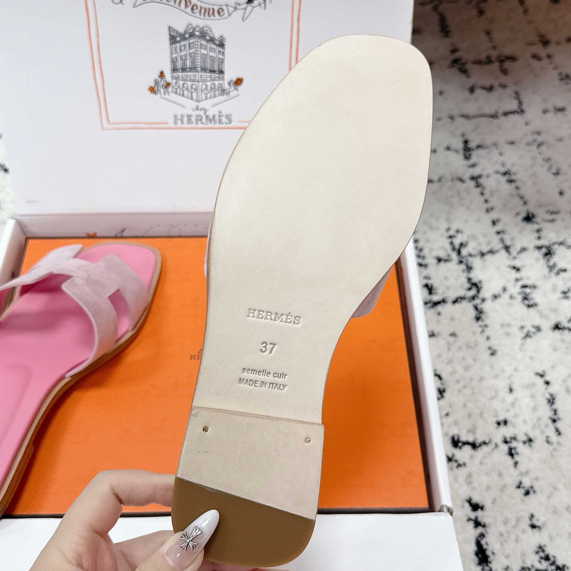 Hermes Oran Sandal - FashionPlug