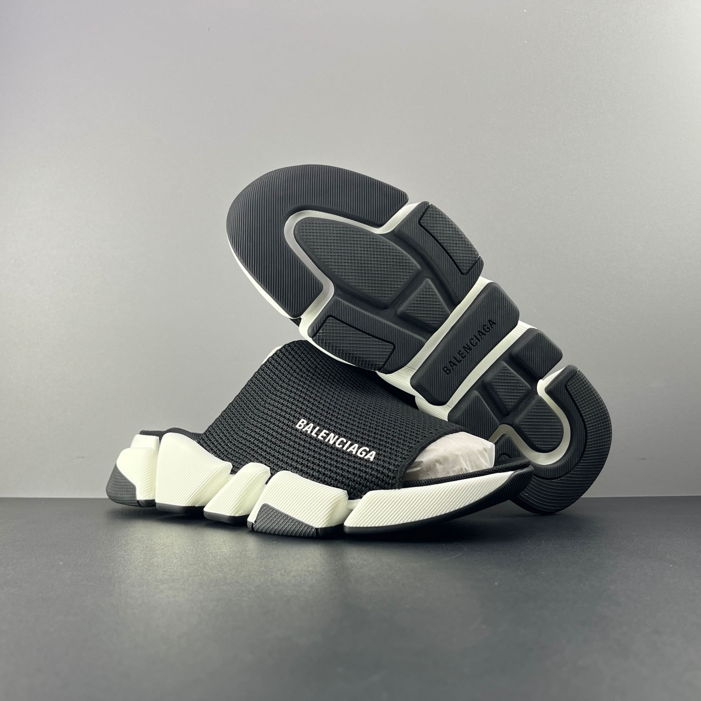 Balenciaga Speed 2.0 Slide Sandal - FashionPlug