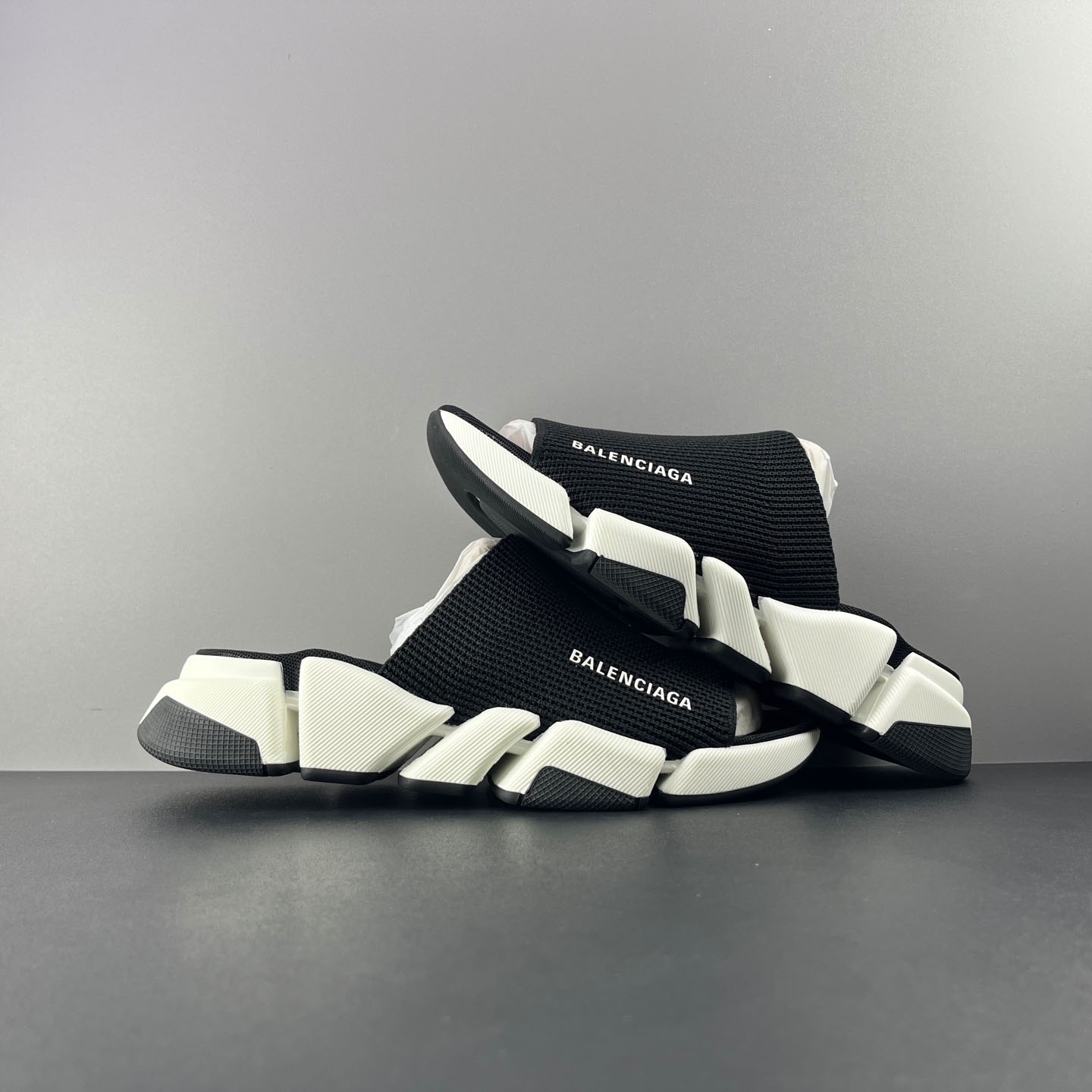 Balenciaga Speed 2.0 Slide Sandal - FashionPlug