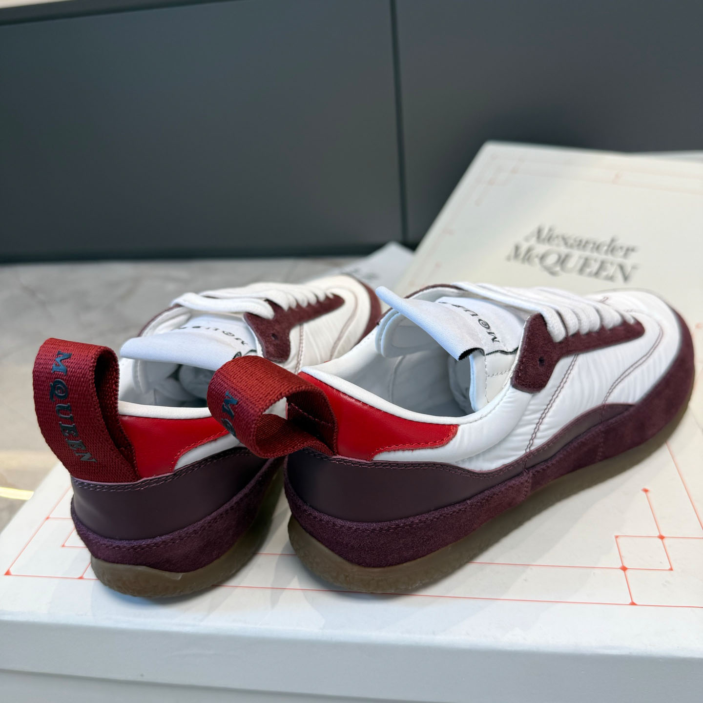 Alexander McQueen EC1 Sneaker In Beige/Brown - FashionPlug