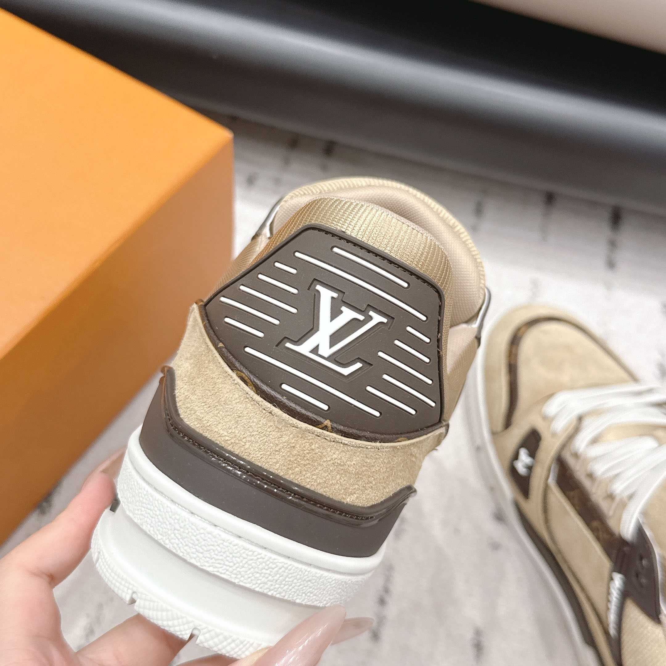 Louis Vuitton LV Trainer Sneaker 1AKB6Q - FashionPlug