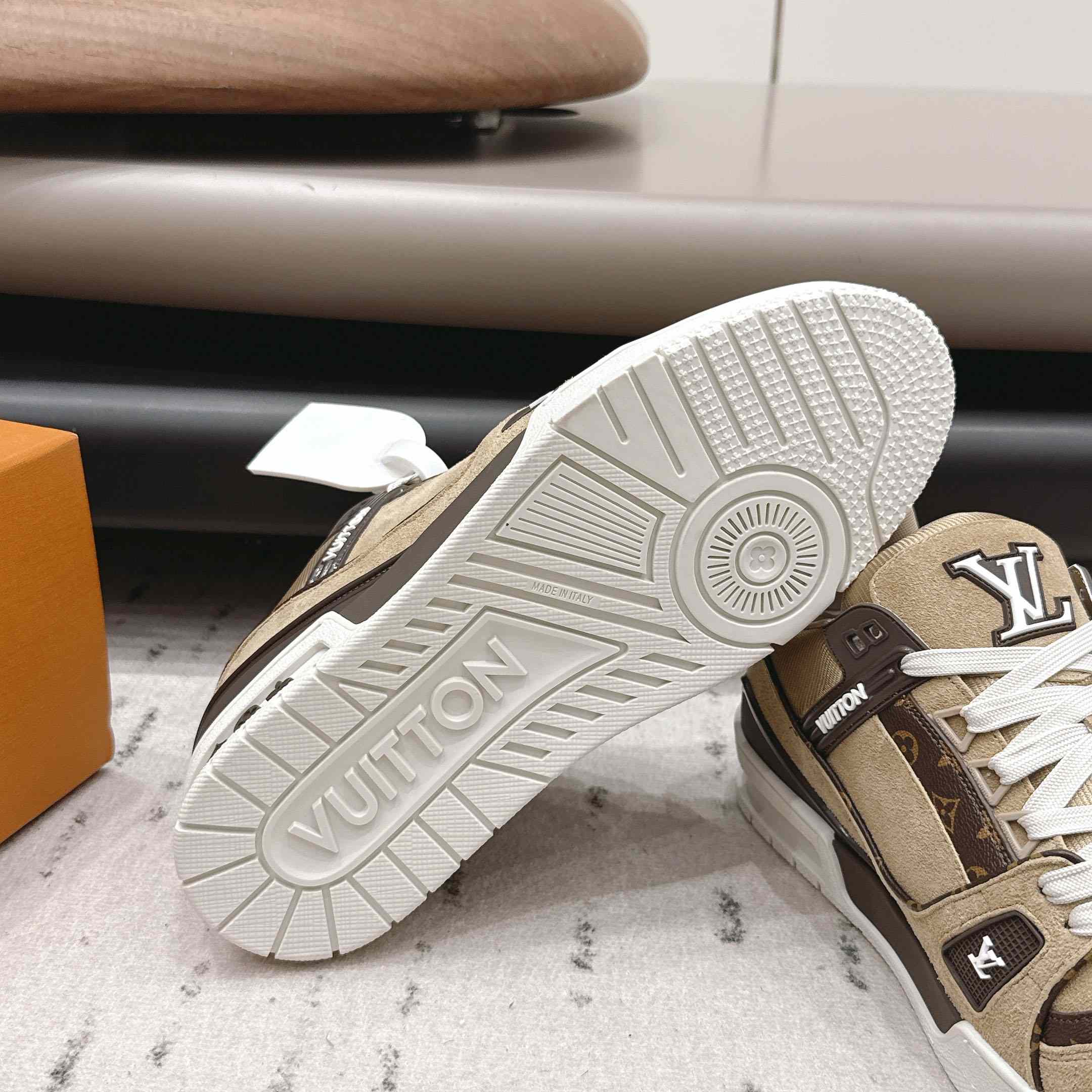 Louis Vuitton LV Trainer Sneaker 1AKB6Q - FashionPlug