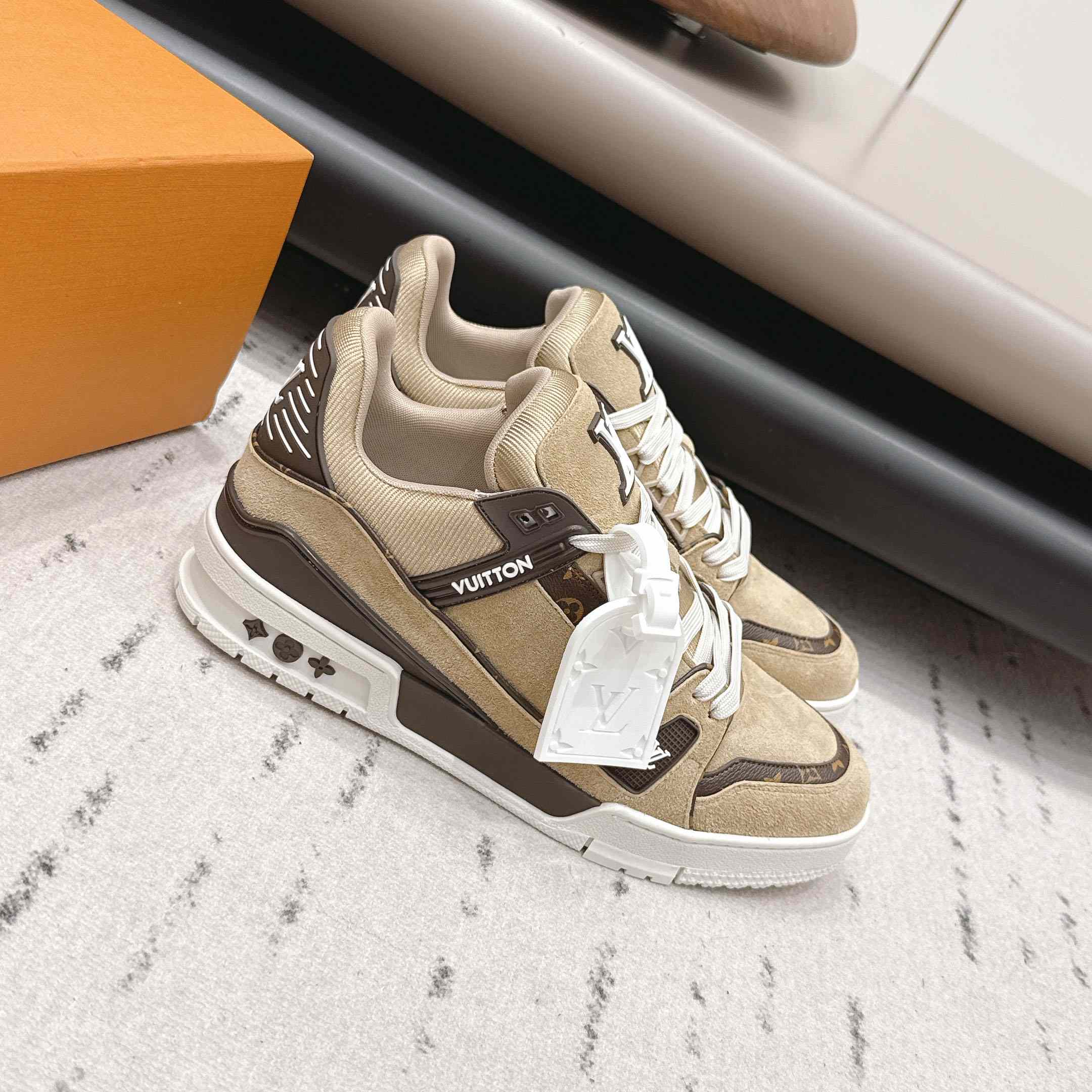 Louis Vuitton LV Trainer Sneaker 1AKB6Q - FashionPlug