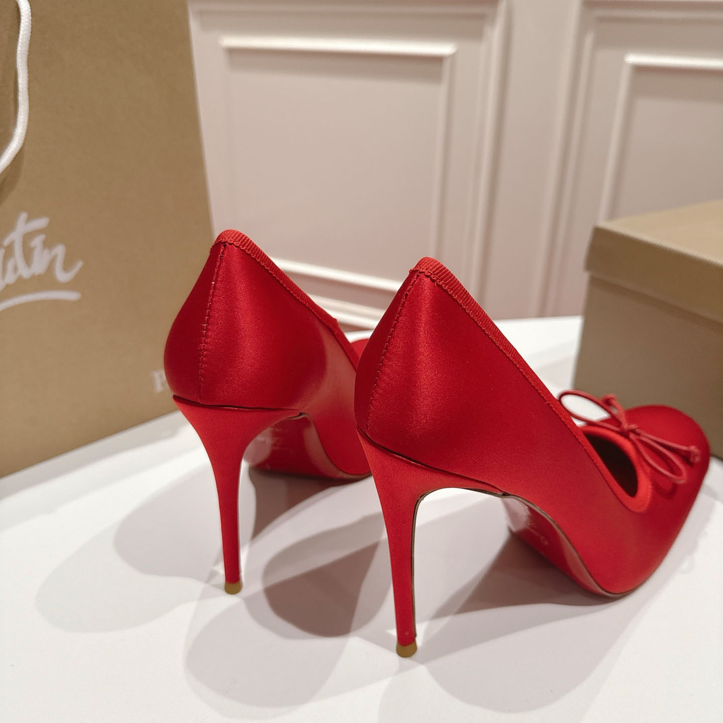 Christian Louboutin Cassia Nodo 100 mm Pumps  Crepe Satin - FashionPlug