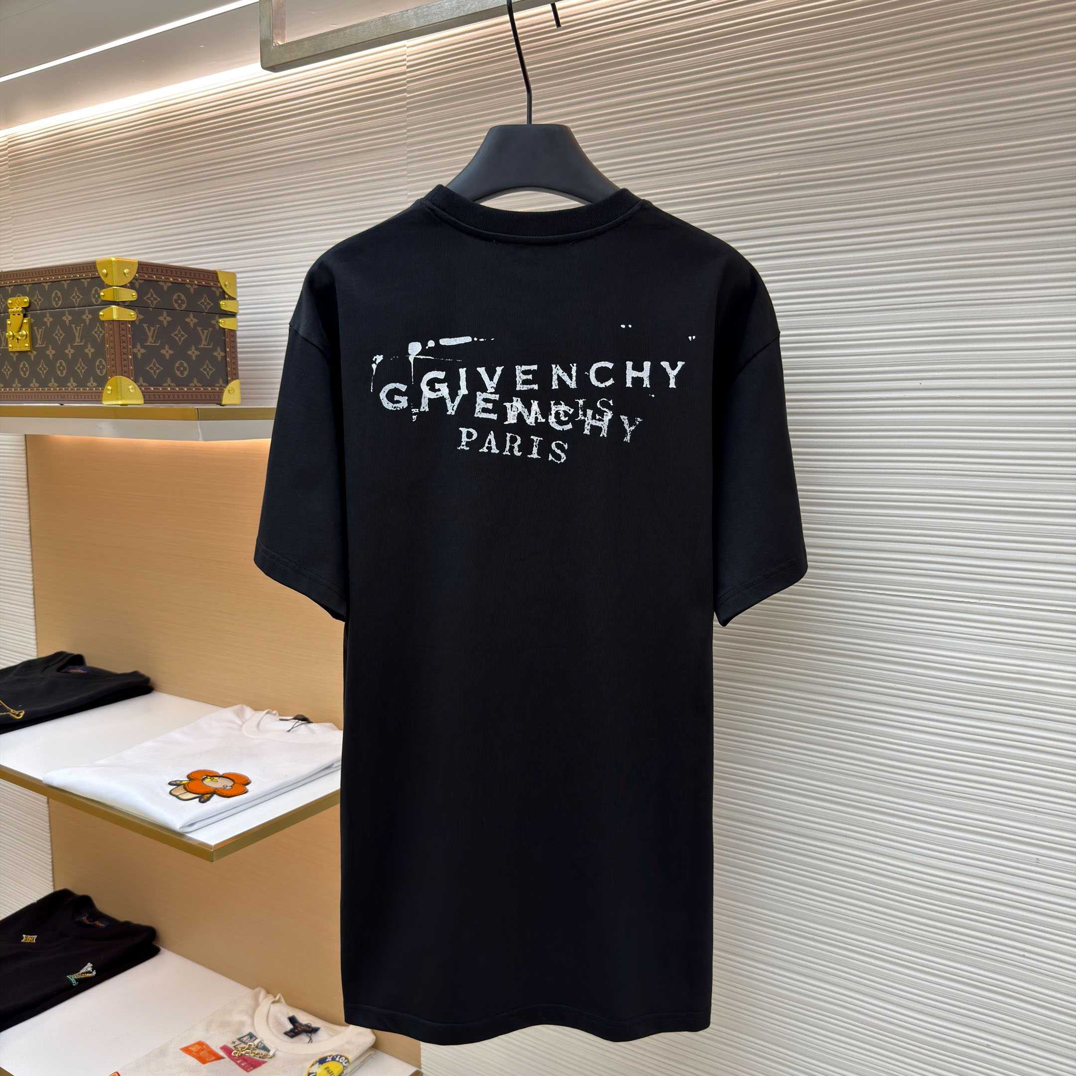 Givenchy Black  Stamp Print T-shirt - FashionPlug