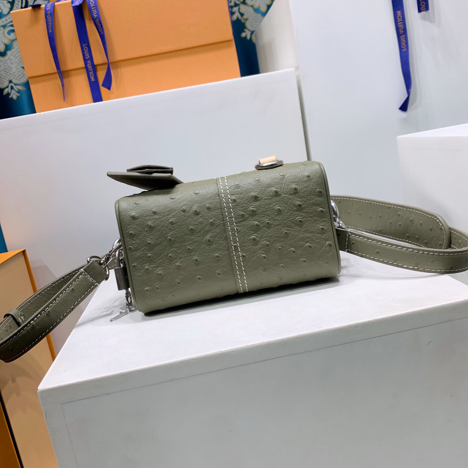 Louis Vuitton Speedy 18 Bandoulière  N89151 - FashionPlug