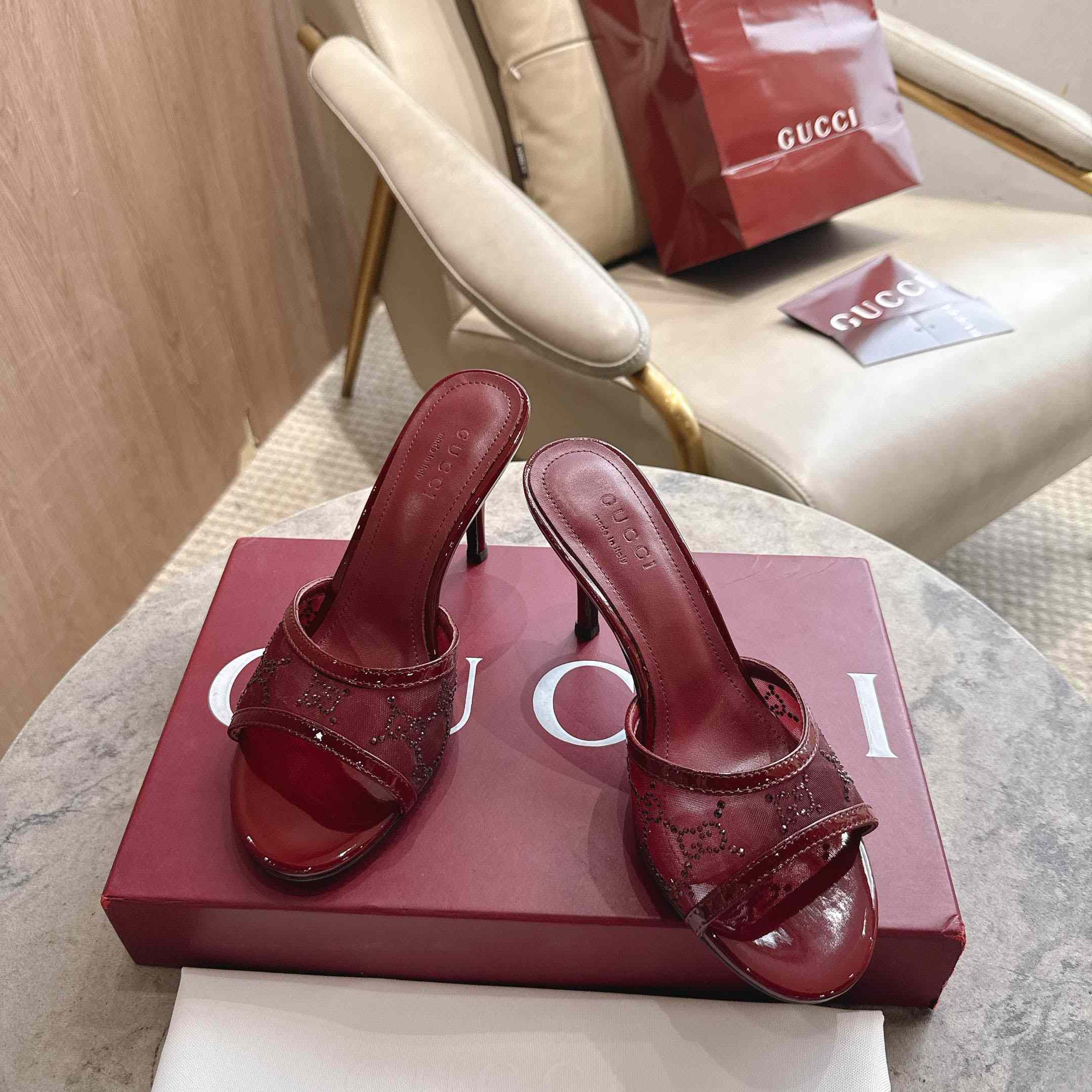 Gucci Women's crystal slide sandal - FashionPlug