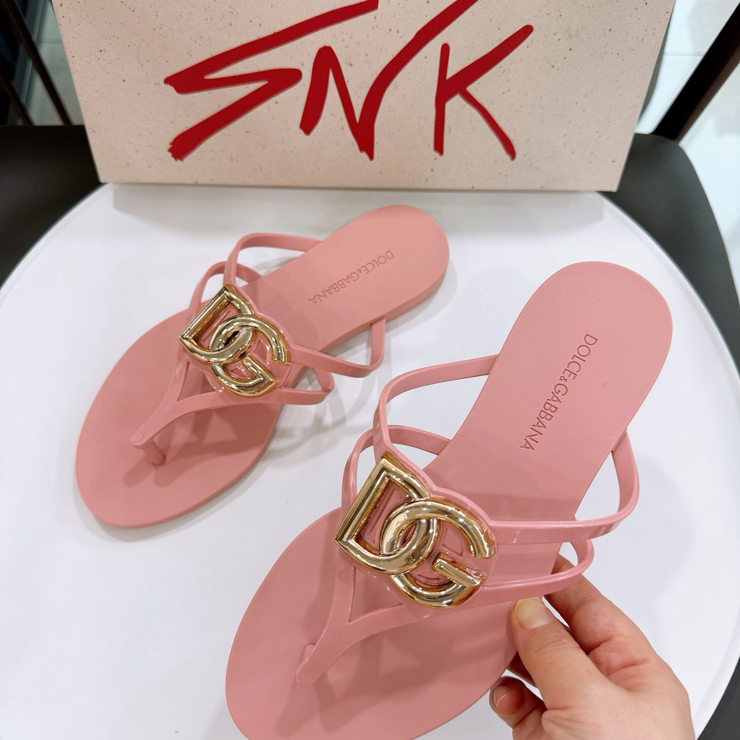 Dolce & Gabbana Rubber Beachwear Slides With Logo - FashionPlug