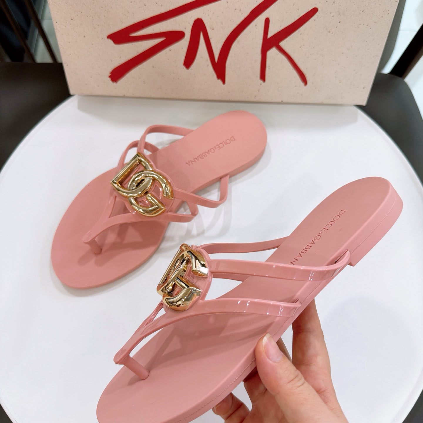 Dolce & Gabbana Rubber Beachwear Slides With Logo - FashionPlug