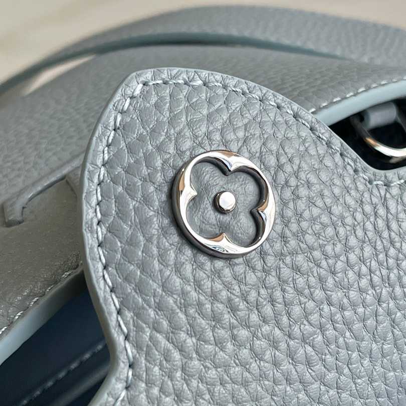 Louis Vuitton Capucines BB    - FashionPlug