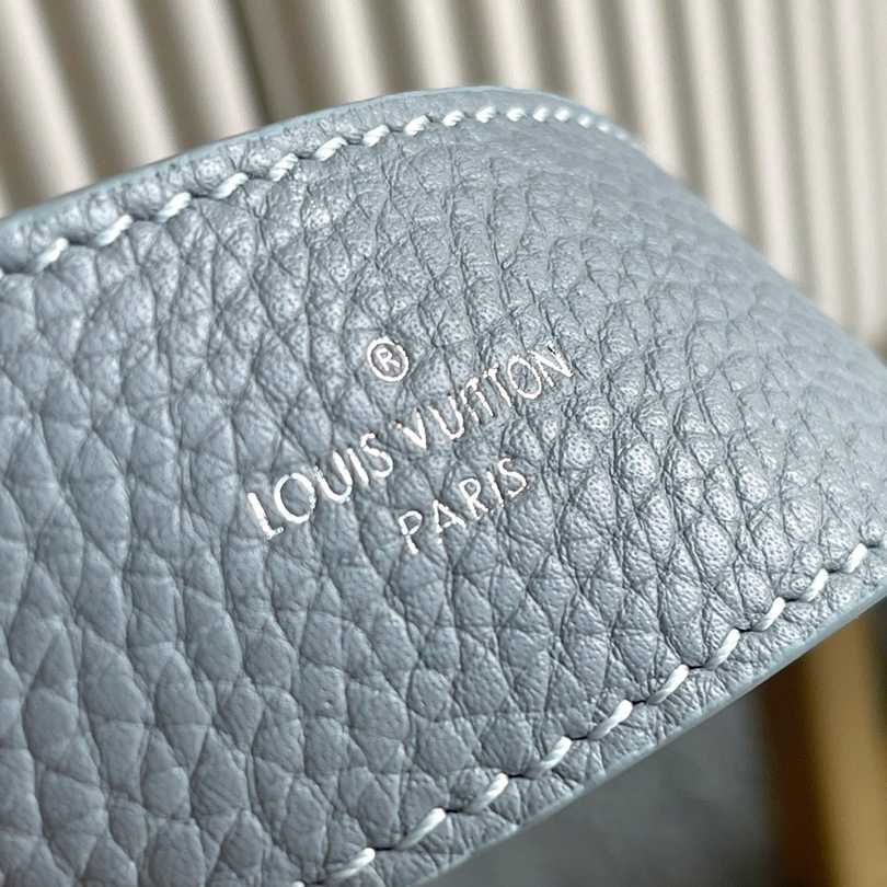 Louis Vuitton Capucines BB    - FashionPlug
