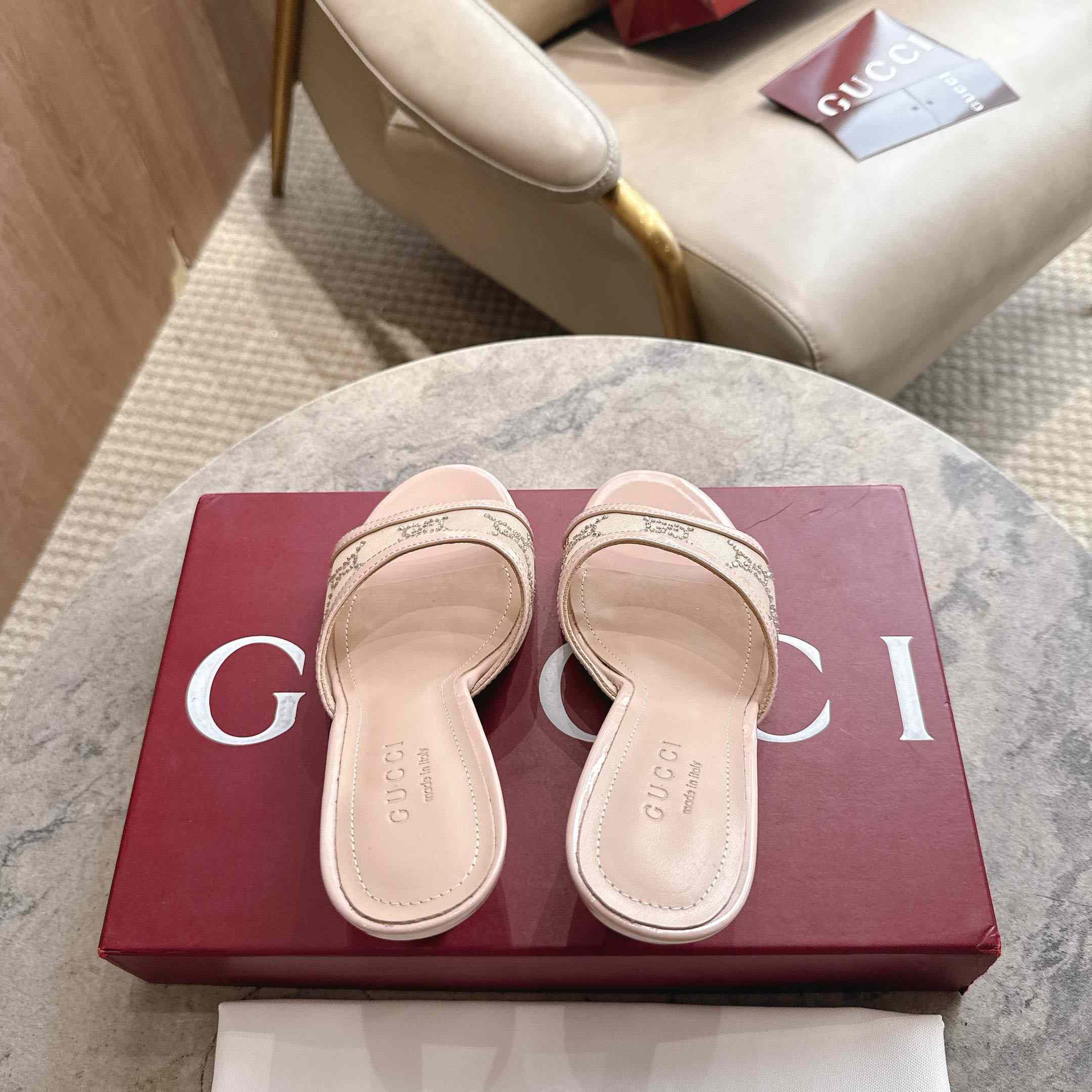 Gucci Women's crystal slide sandal - FashionPlug