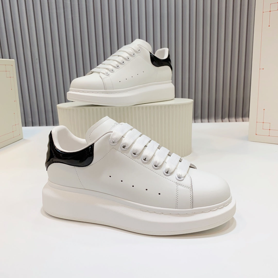 Alexander McQueen Oversized Sneaker  'White Black' - FashionPlug