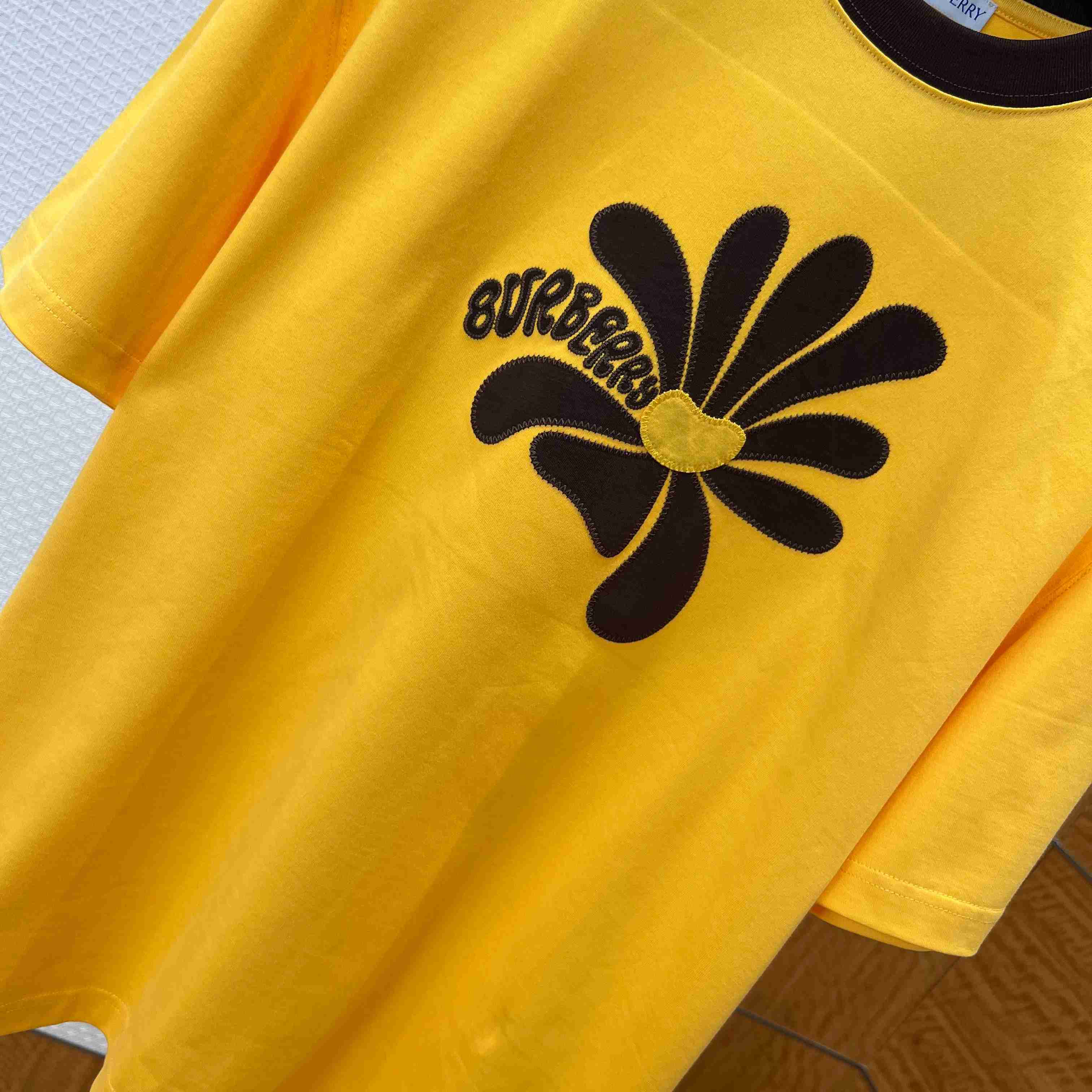 Burberry Daisy Cotton T-shirt - FashionPlug