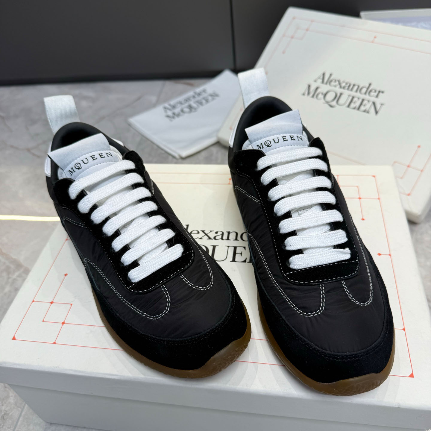 Alexander McQueen  EC1 Sneaker In Black - FashionPlug