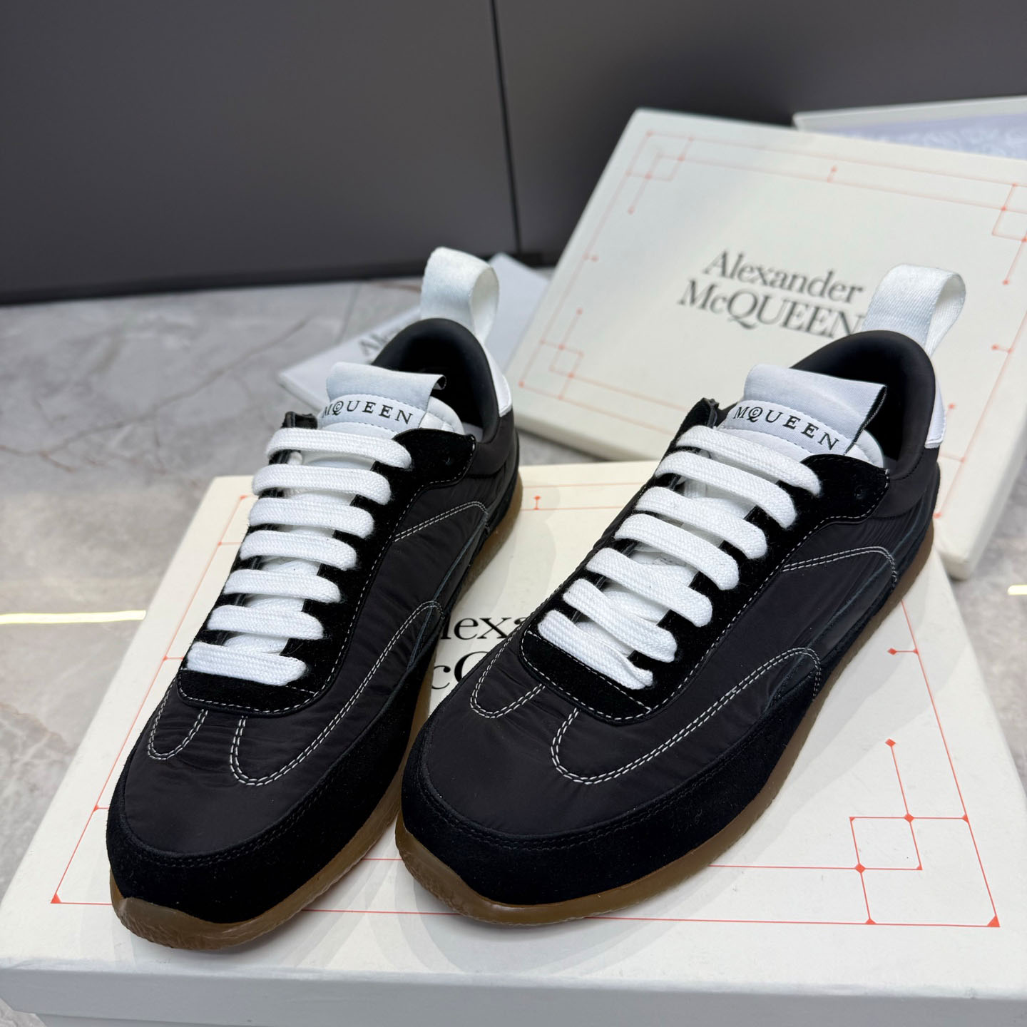 Alexander McQueen  EC1 Sneaker In Black - FashionPlug