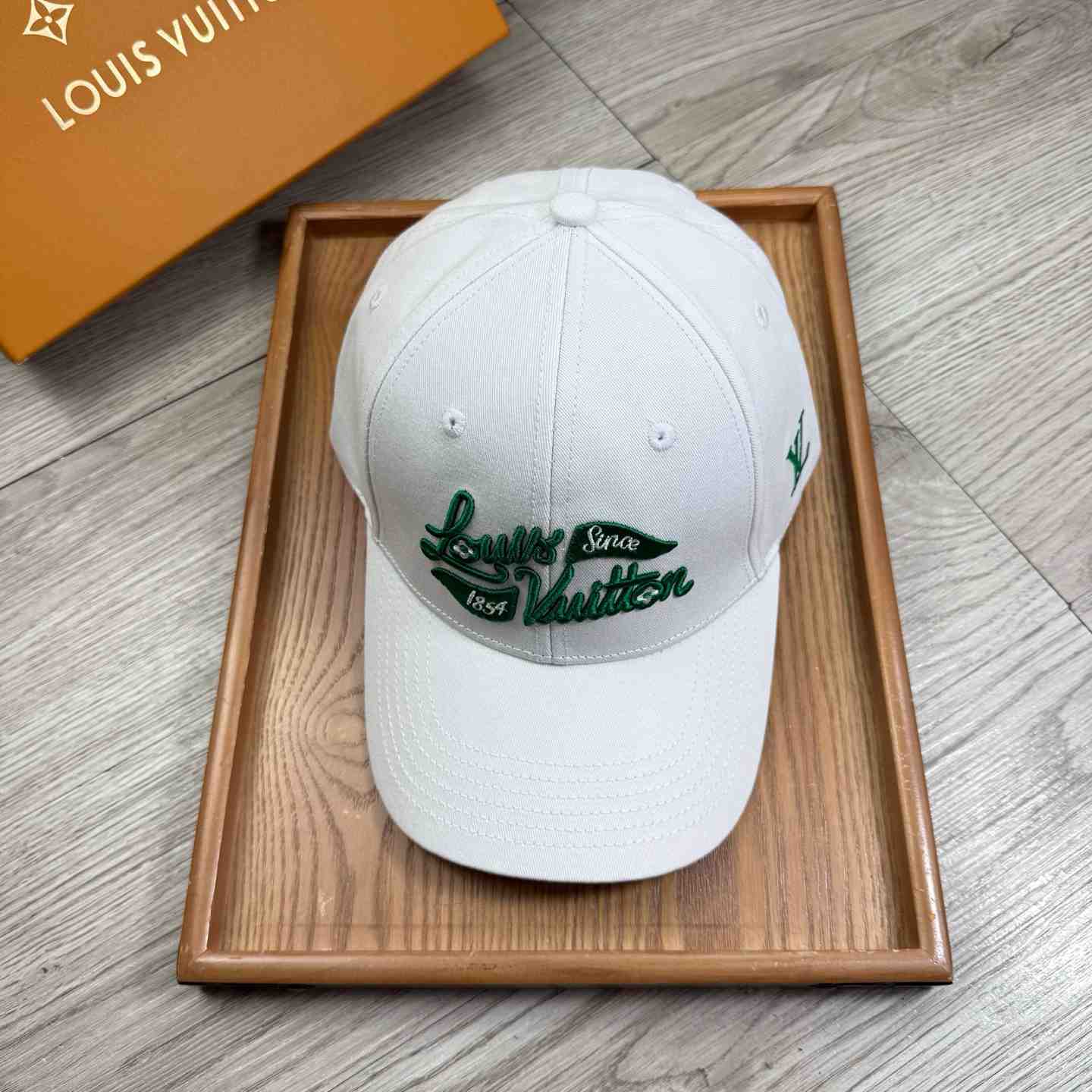 Louis Vuitton Golf Cap - FashionPlug