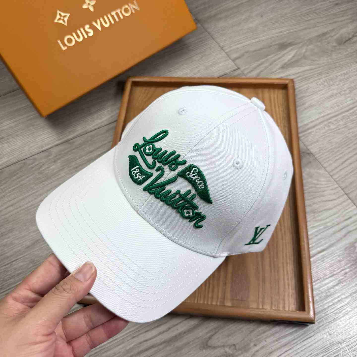 Louis Vuitton Golf Cap - FashionPlug