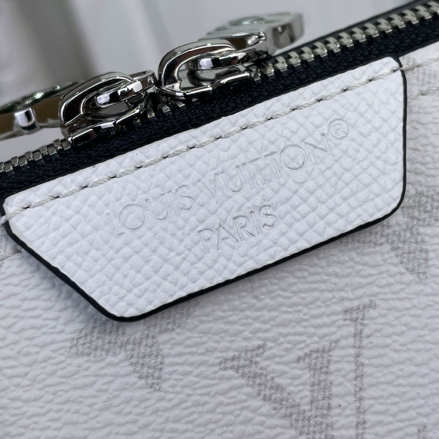 Louis Vuitton City Keepall M27644 - FashionPlug