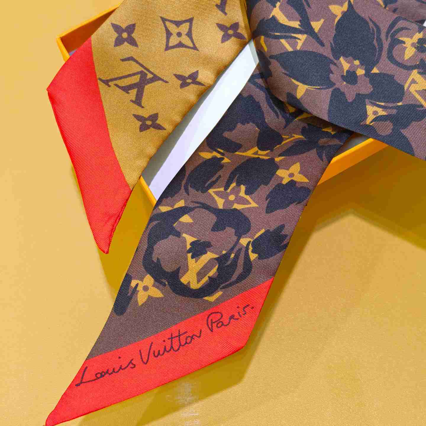 Louis Vuitton LV Safari BB Bandeau - FashionPlug