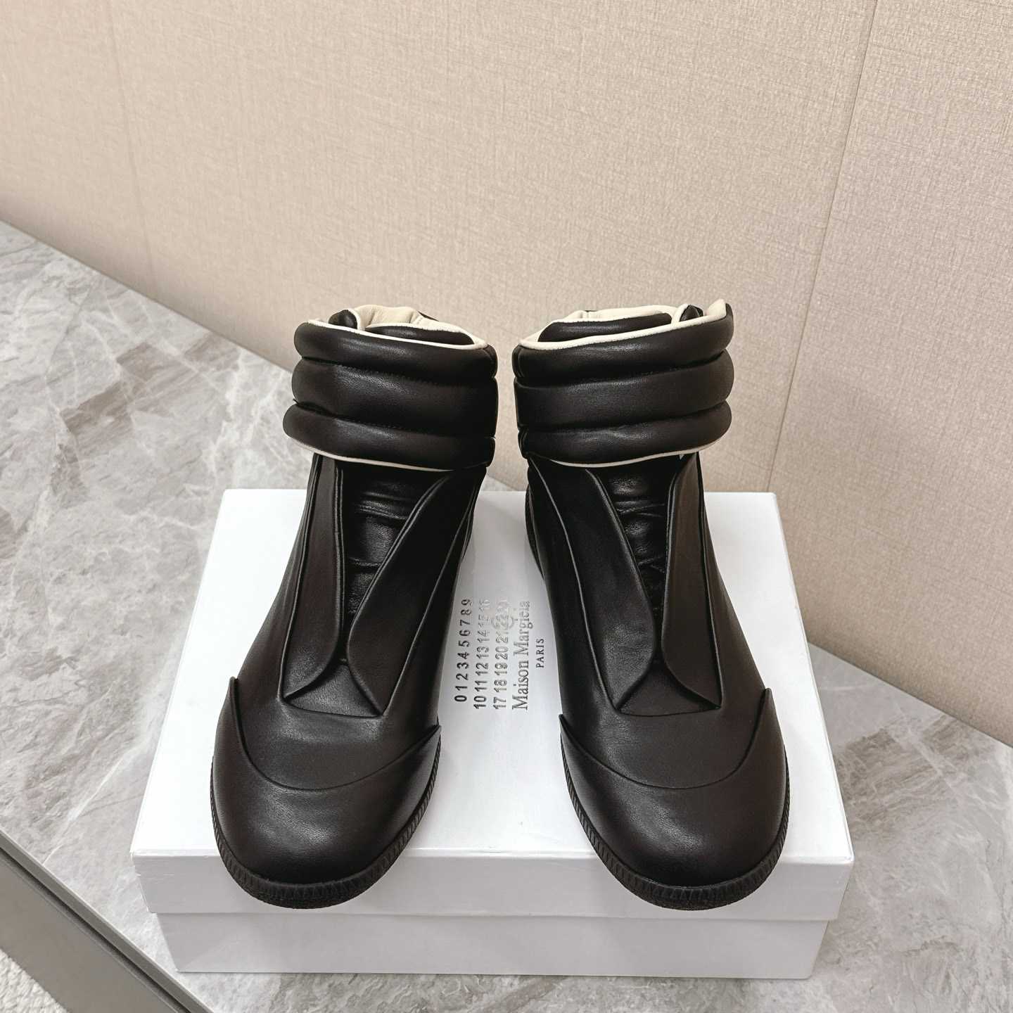 Maison Margiela Future Sneakers - FashionPlug