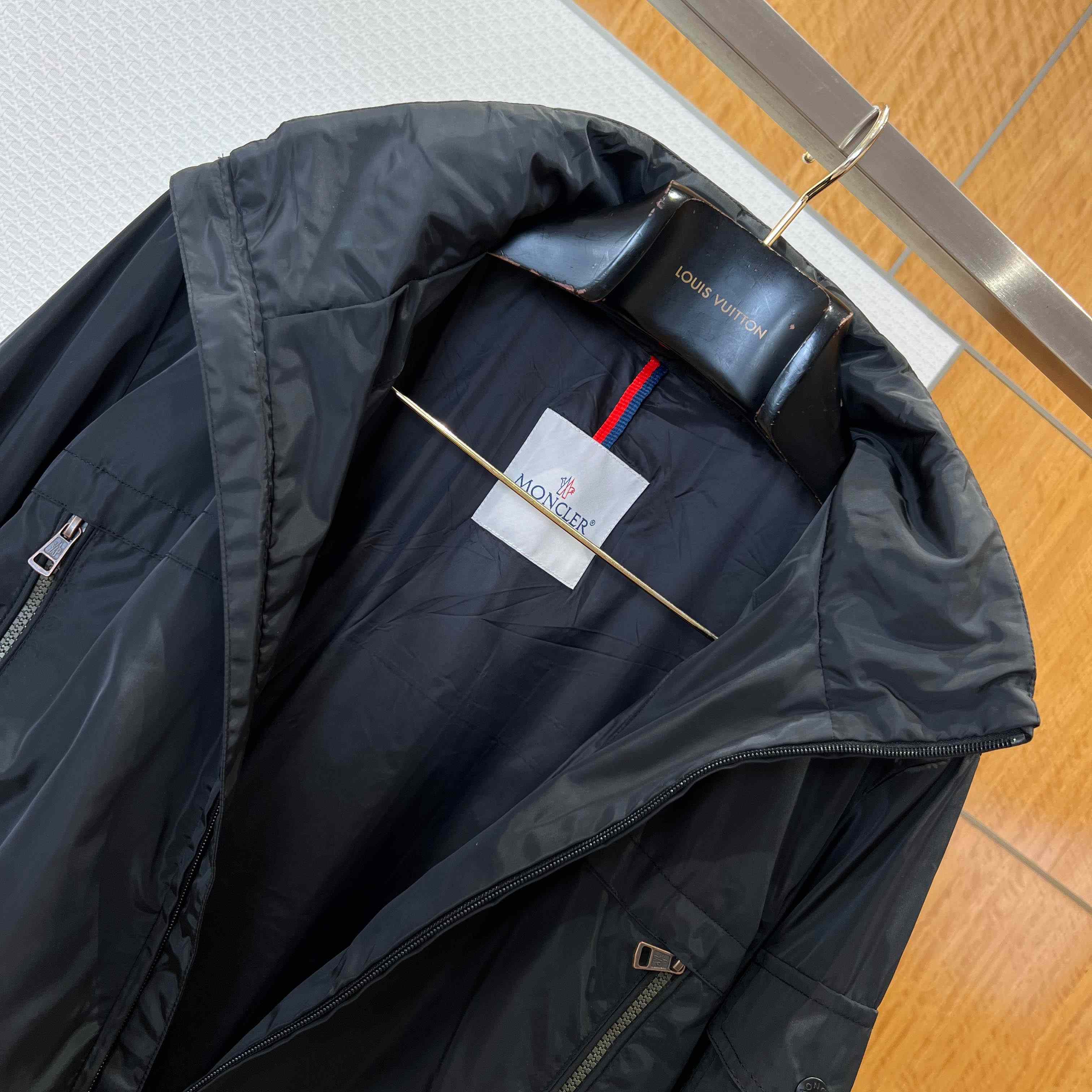 Moncler Nire Rain Jacket - FashionPlug