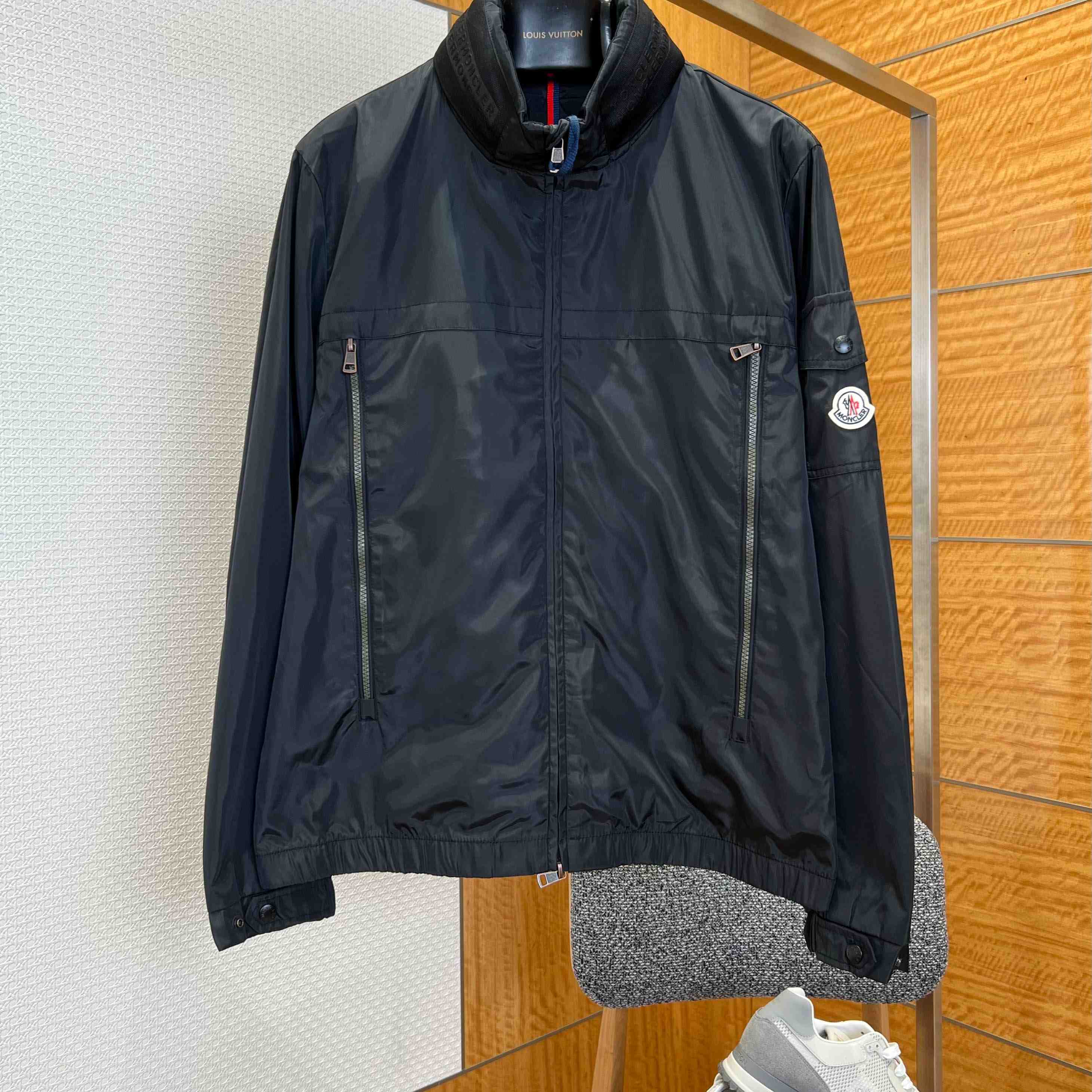 Moncler Nire Rain Jacket - FashionPlug
