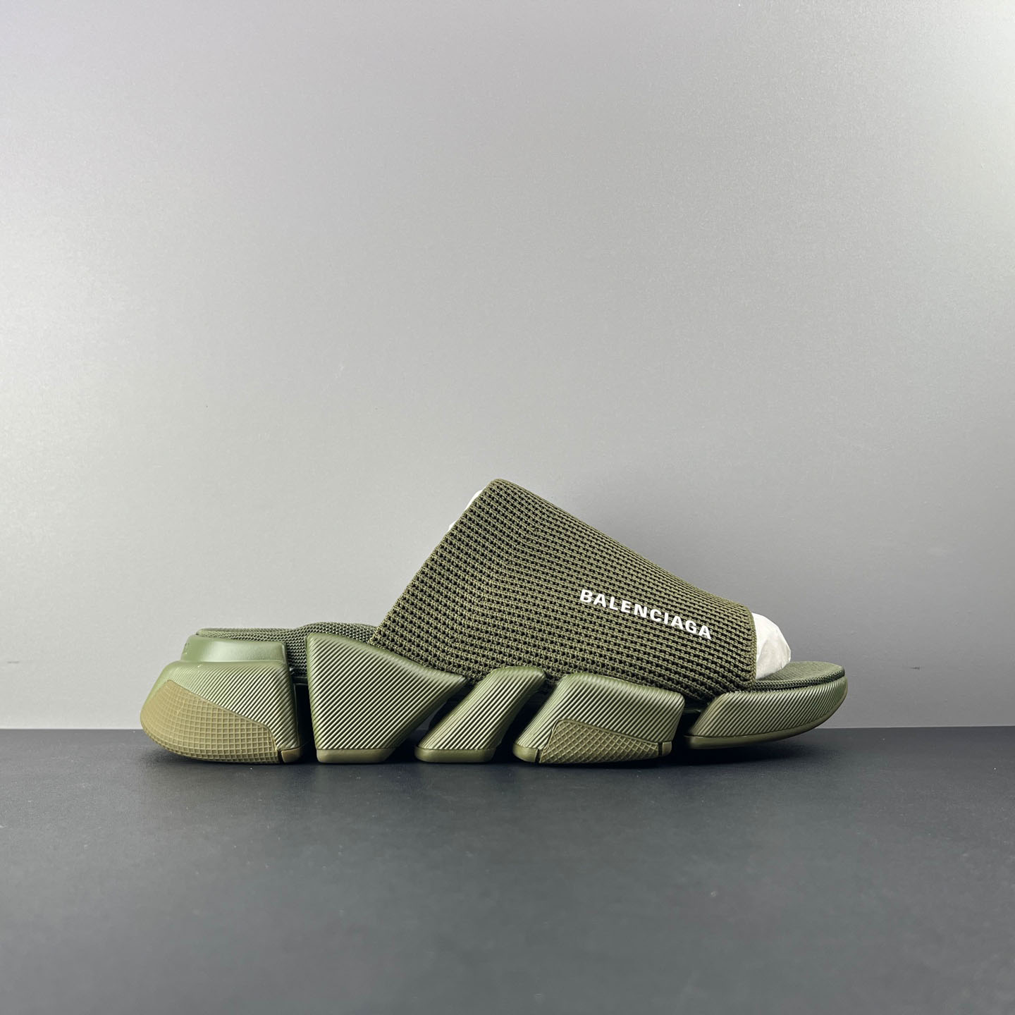 Balenciaga Speed 2.0 Slide Sandal - FashionPlug