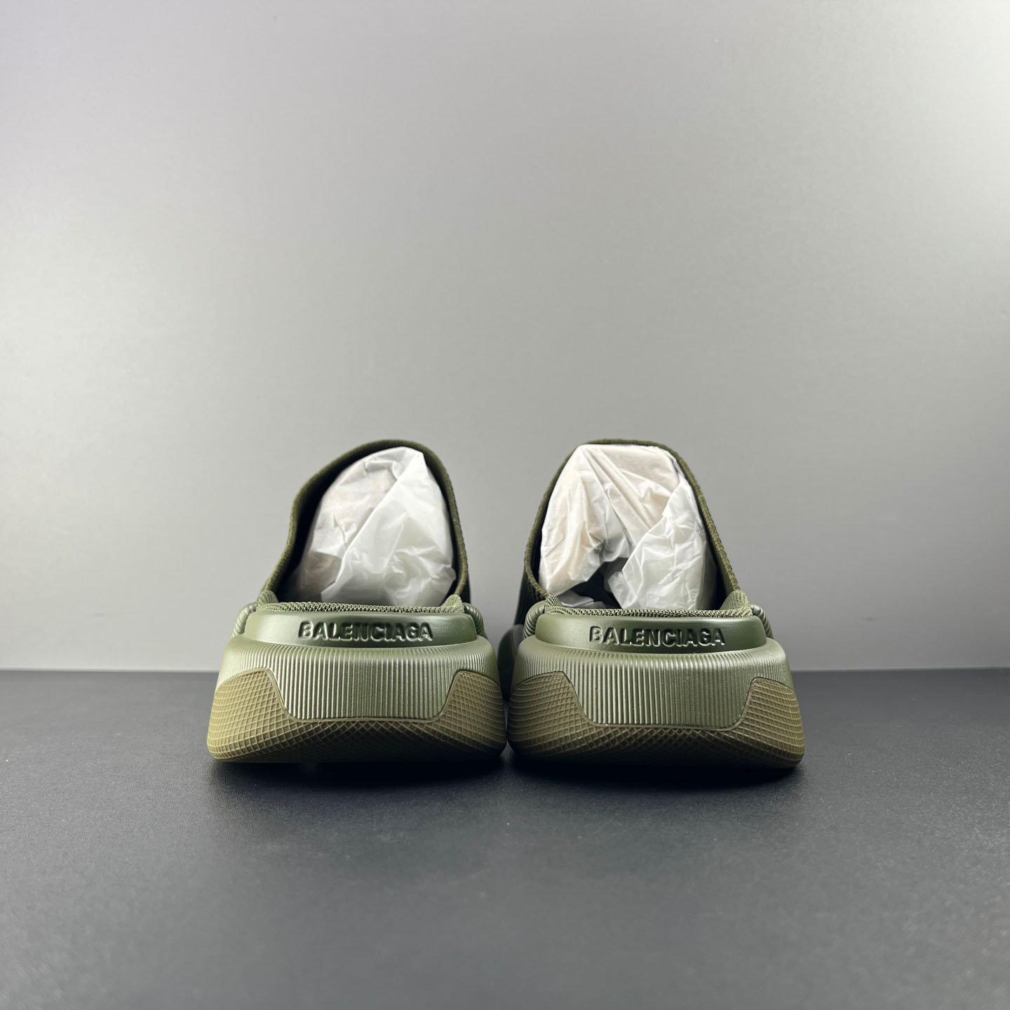 Balenciaga Speed 2.0 Slide Sandal - FashionPlug