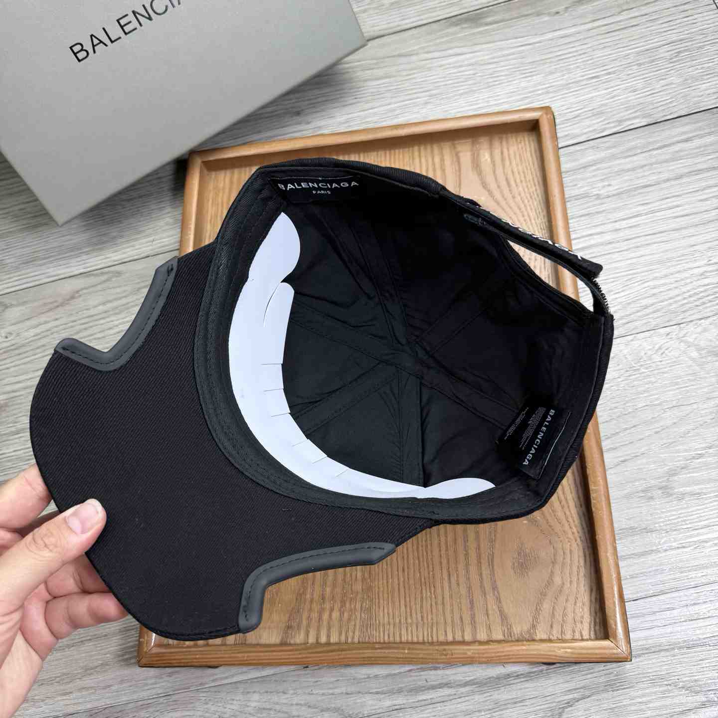 Balenciaga Top League Racer Cap Hat - FashionPlug