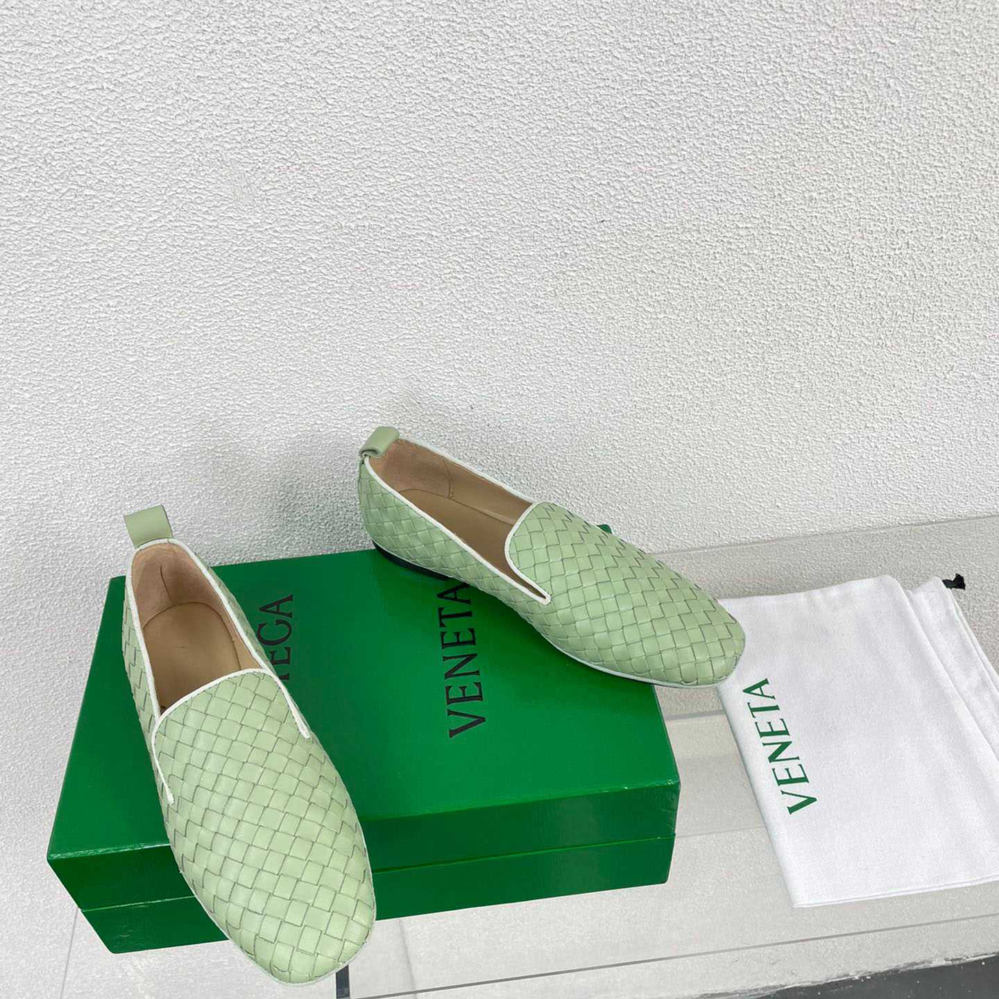 Bottega Veneta Sunday Slipper - FashionPlug