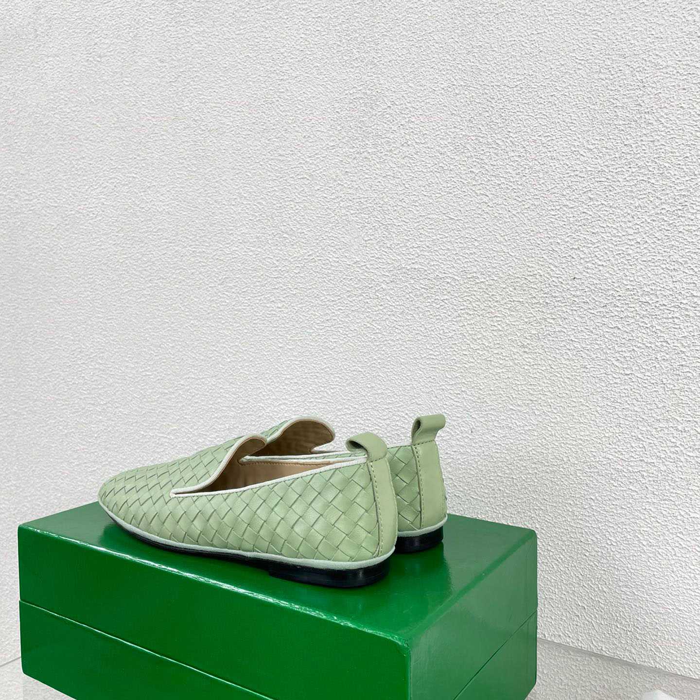 Bottega Veneta Sunday Slipper - FashionPlug