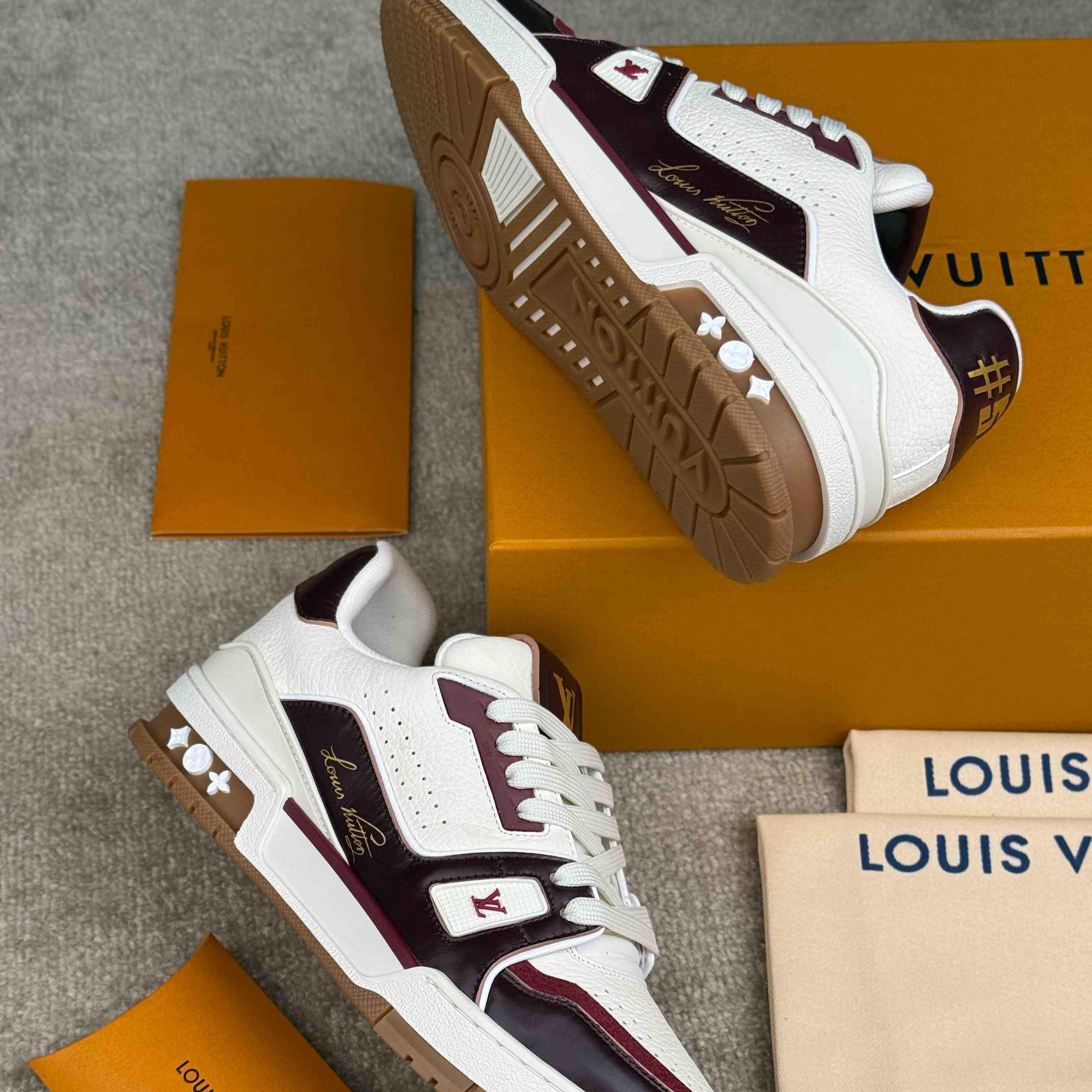 Louis Vuitton LV Trainer Sneaker  1AKB8E - FashionPlug