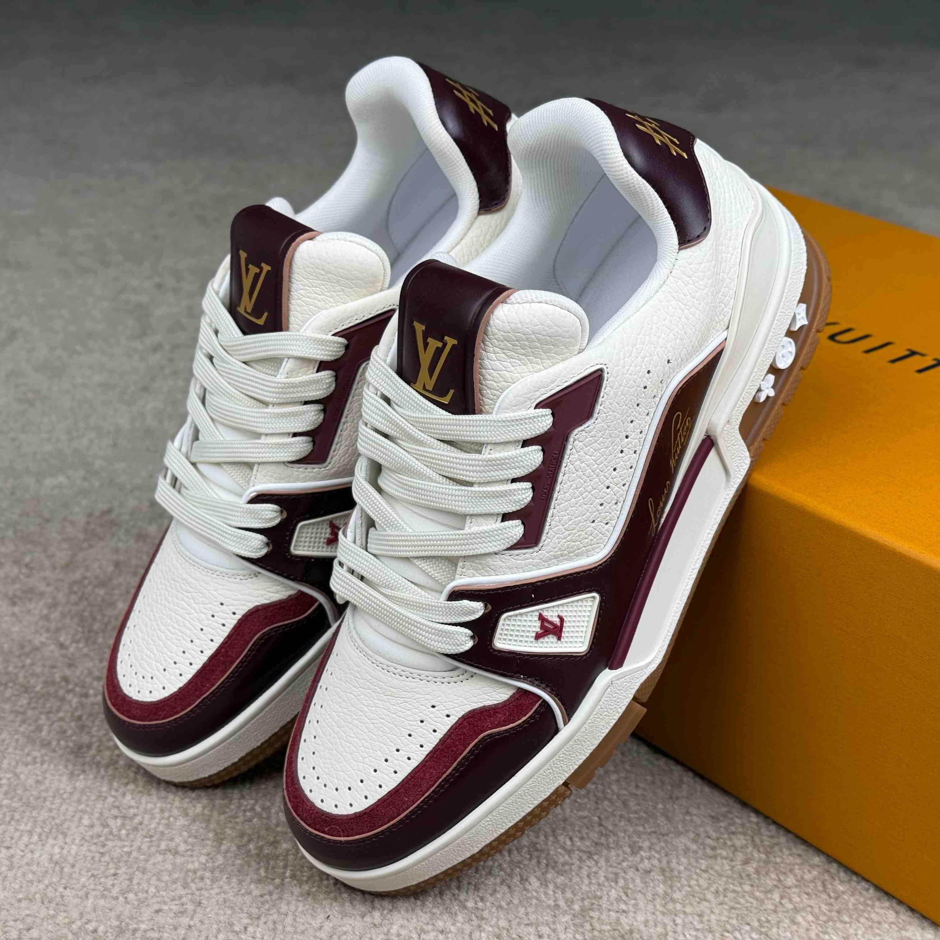 Louis Vuitton LV Trainer Sneaker  1AKB8E - FashionPlug