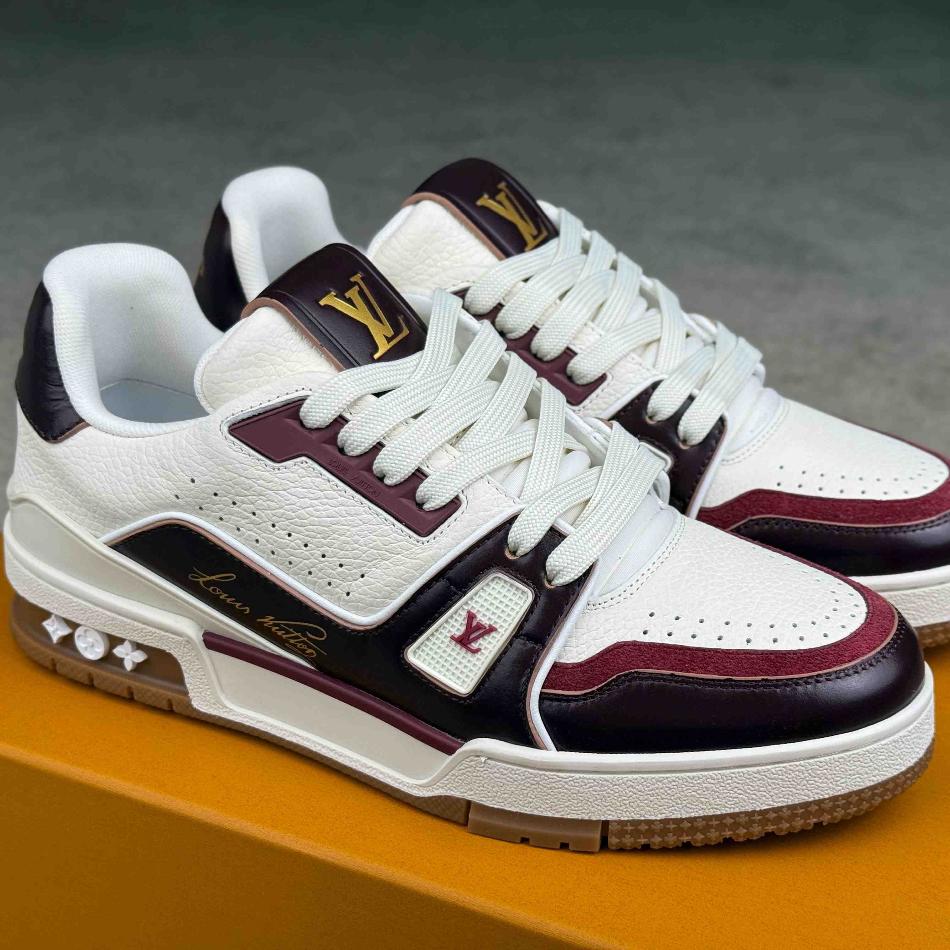 Louis Vuitton LV Trainer Sneaker  1AKB8E - FashionPlug