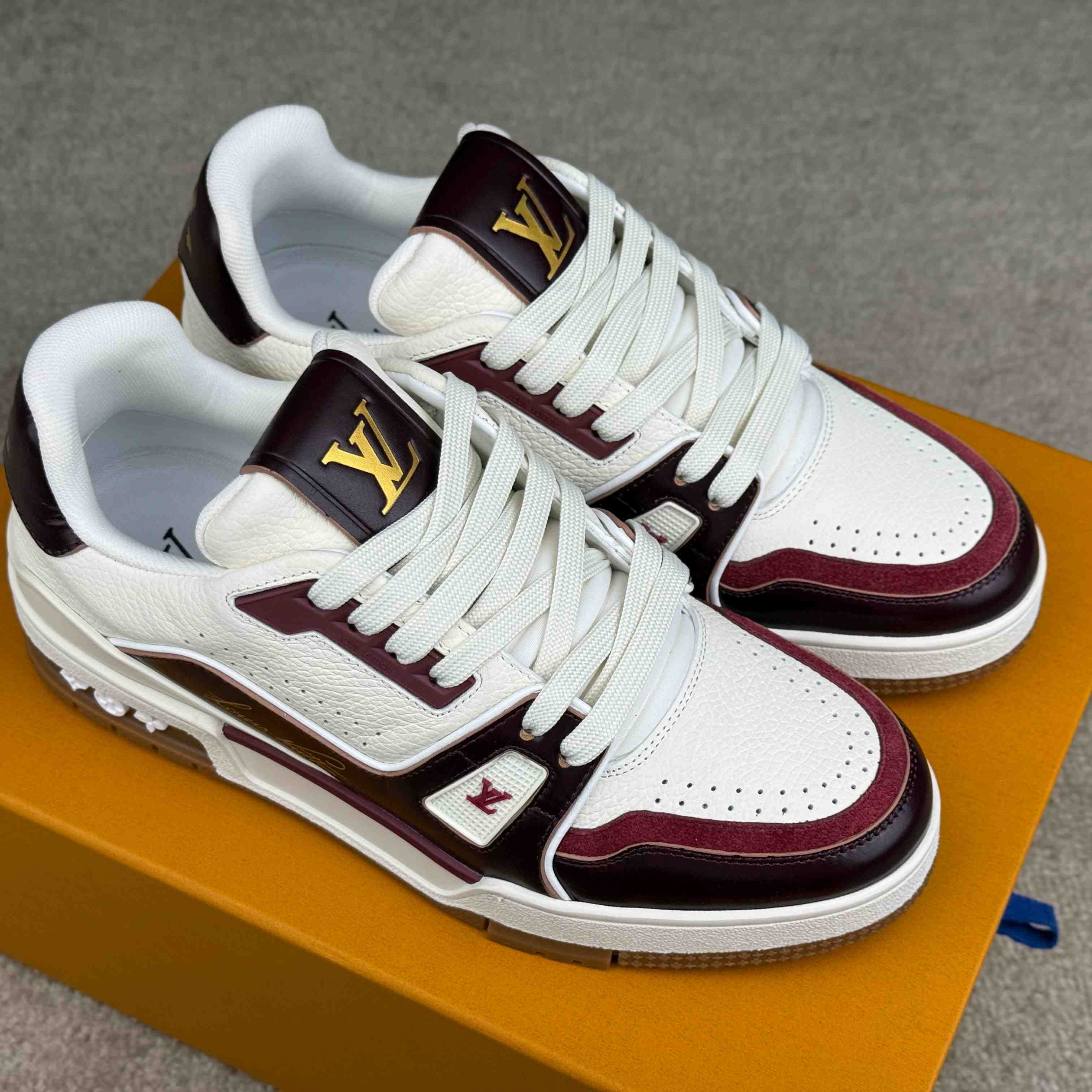 Louis Vuitton LV Trainer Sneaker  1AKB8E - FashionPlug