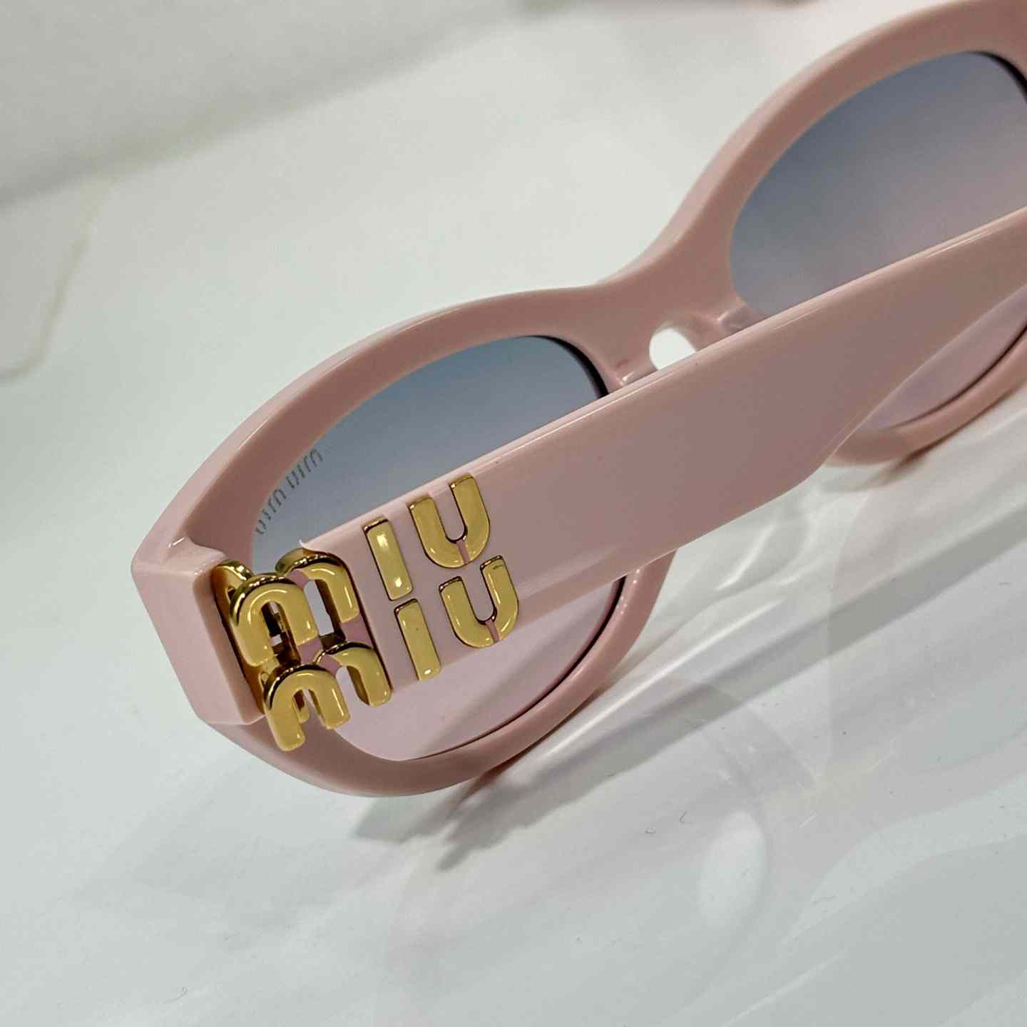 Miu Miu SUMA03 Sunglasses  - FashionPlug
