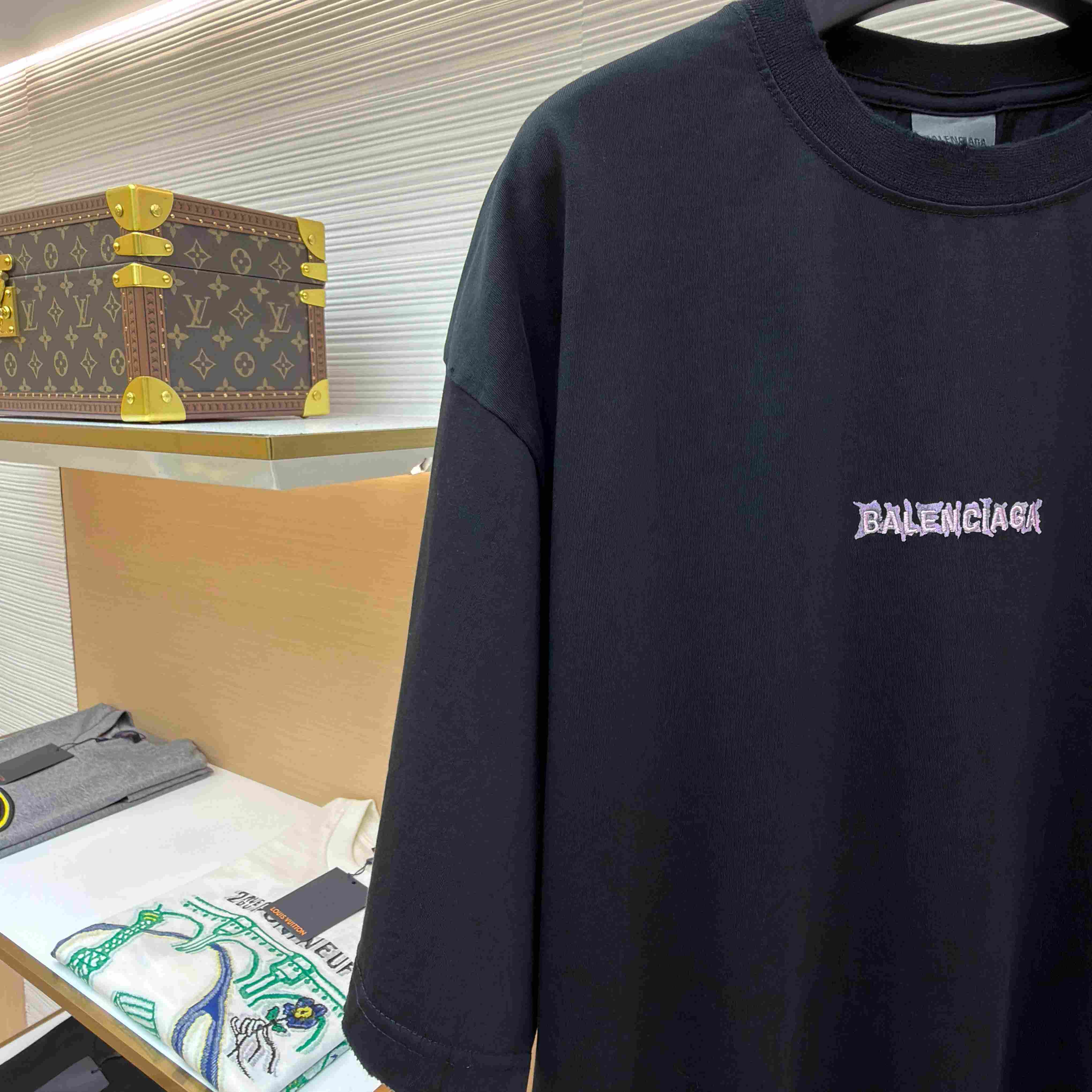 Balenciaga Diy Balenciaga Back Medium Fit T-shirt In Black - FashionPlug