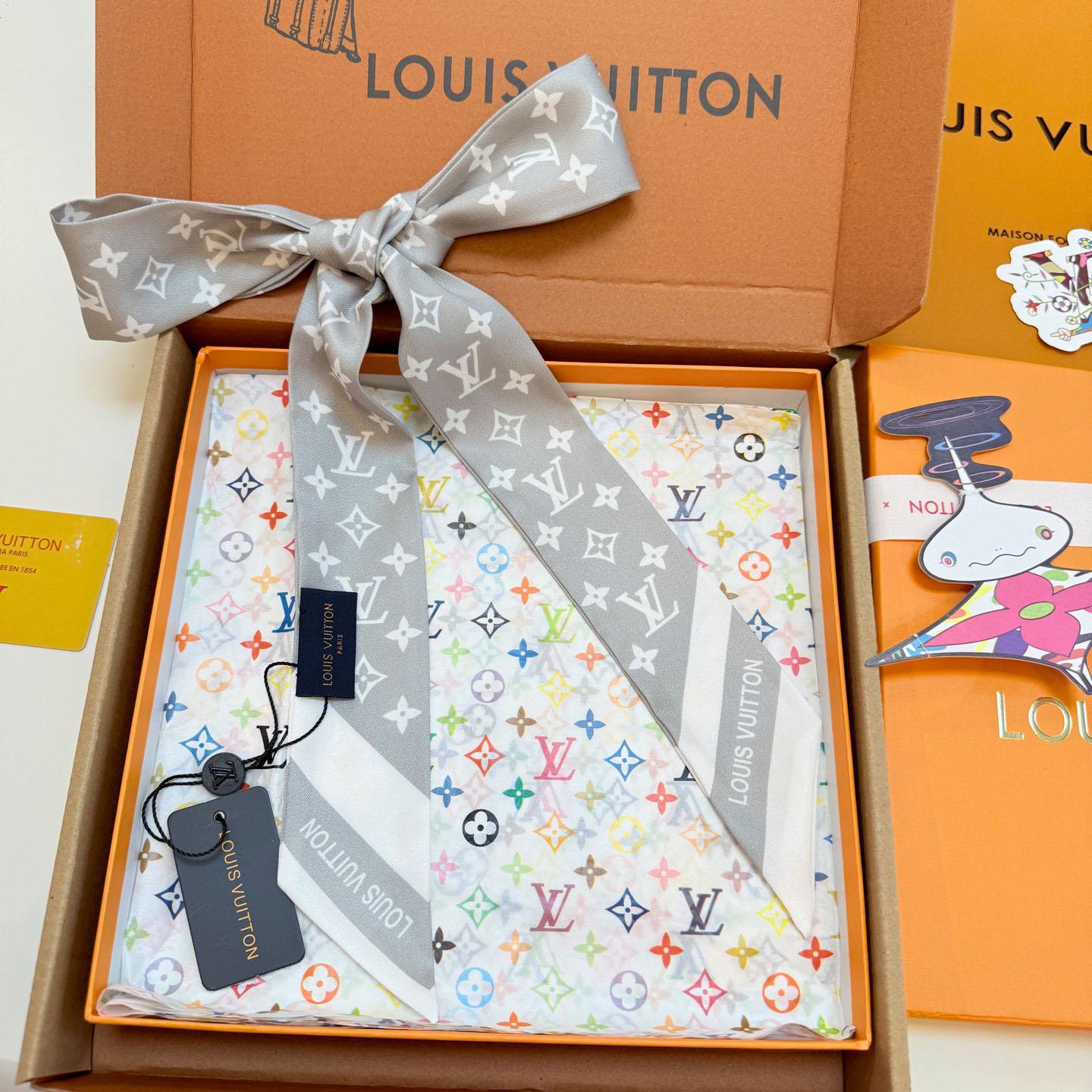 Louis Vuitton Monogram Silhouette BB Bandeau  - FashionPlug