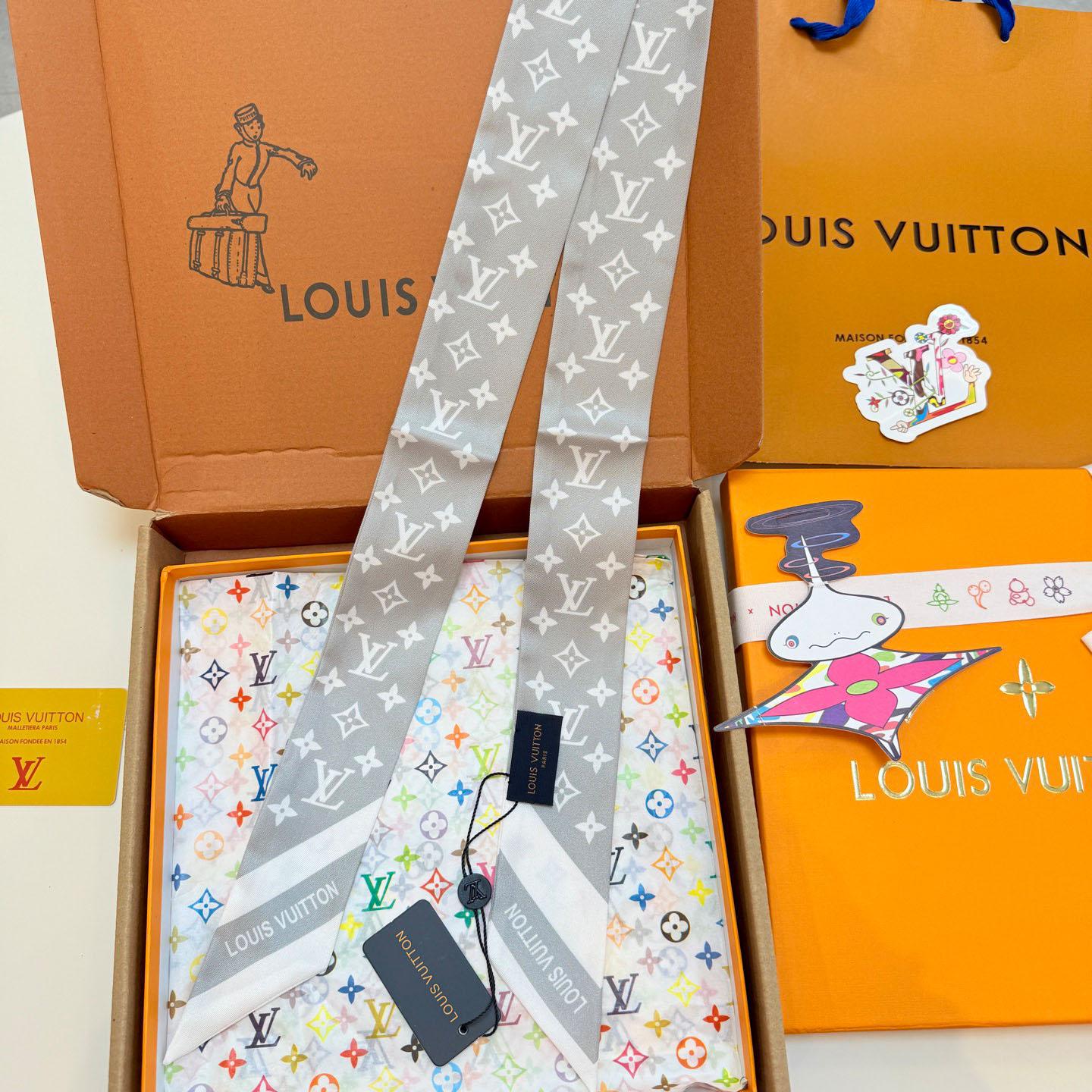 Louis Vuitton Monogram Silhouette BB Bandeau  - FashionPlug