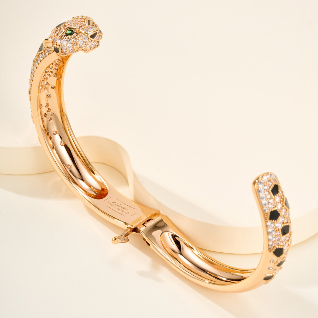 Cartier Panthère De Cartier Bracelet - FashionPlug