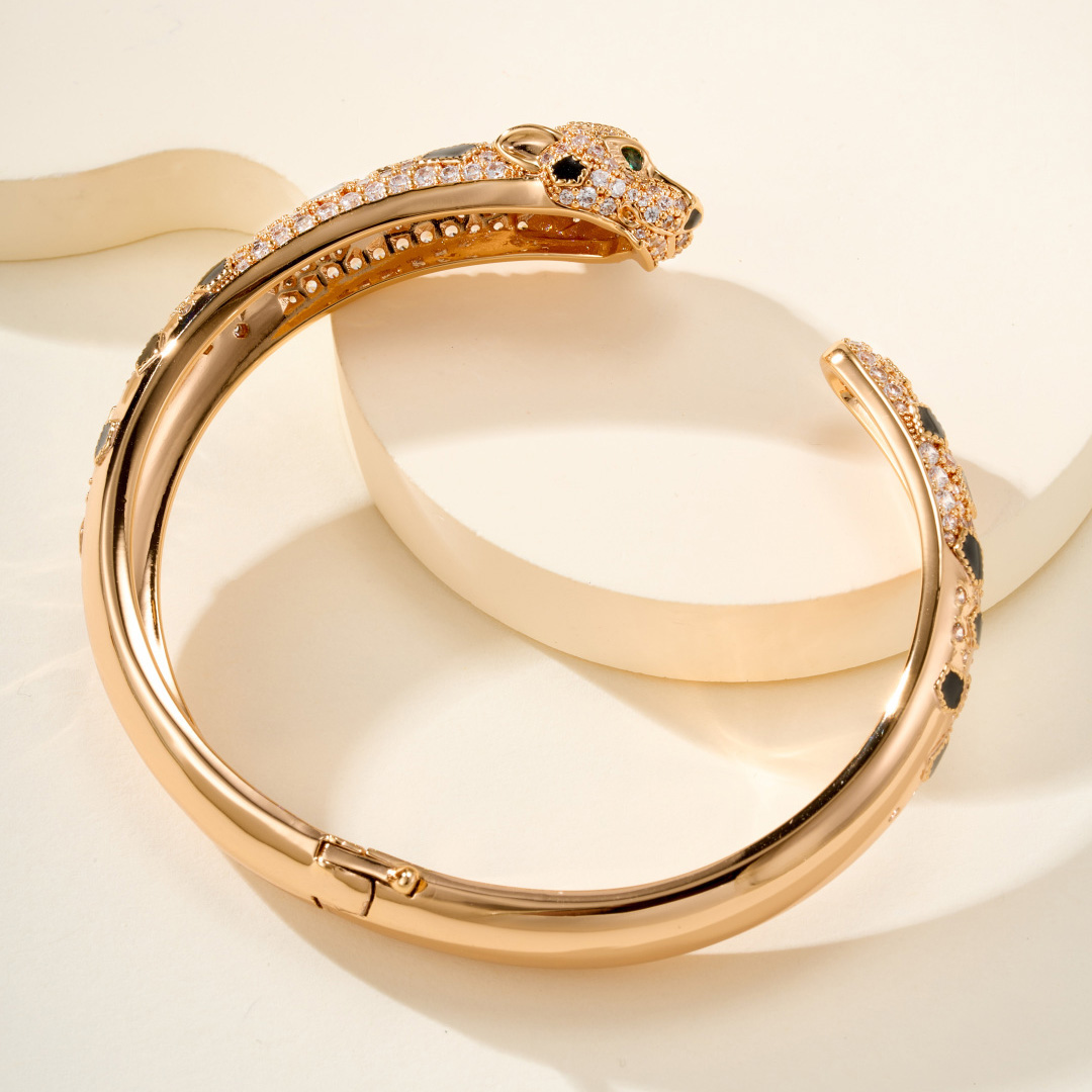 Cartier Panthère De Cartier Bracelet - FashionPlug