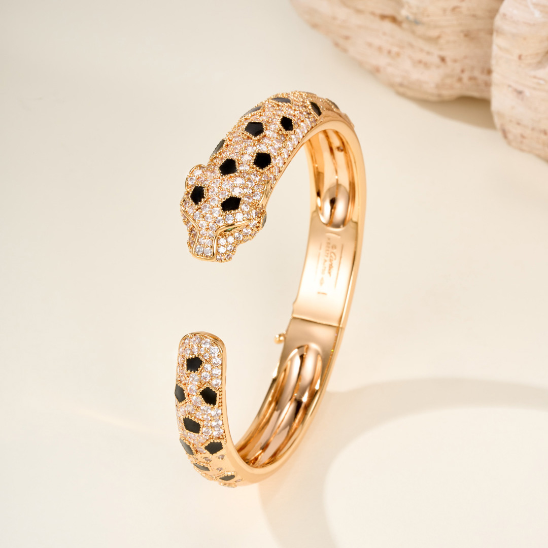 Cartier Panthère De Cartier Bracelet - FashionPlug