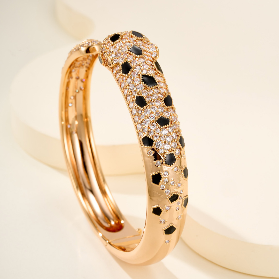 Cartier Panthère De Cartier Bracelet - FashionPlug